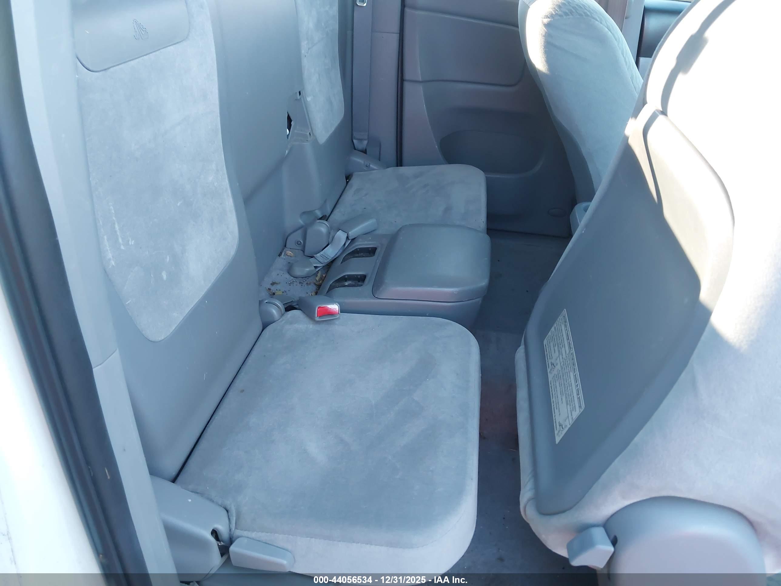 TOYOTA TACOMA image 8