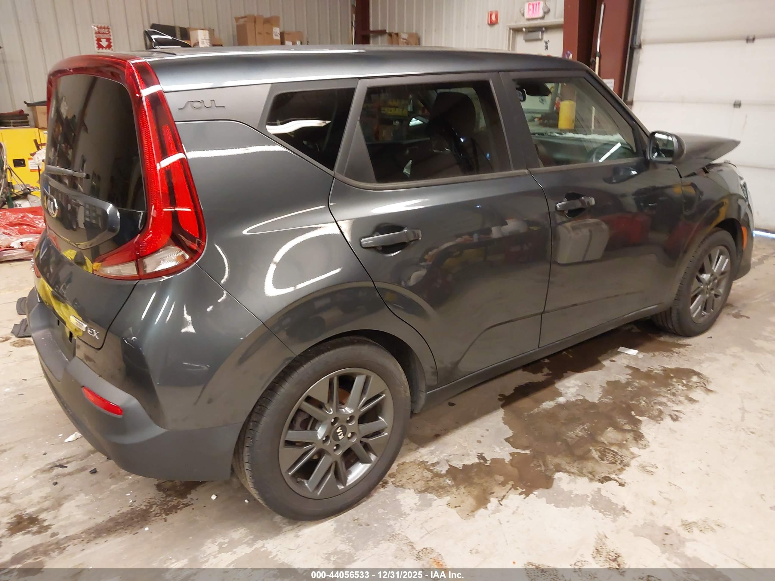 KIA SOUL image 4