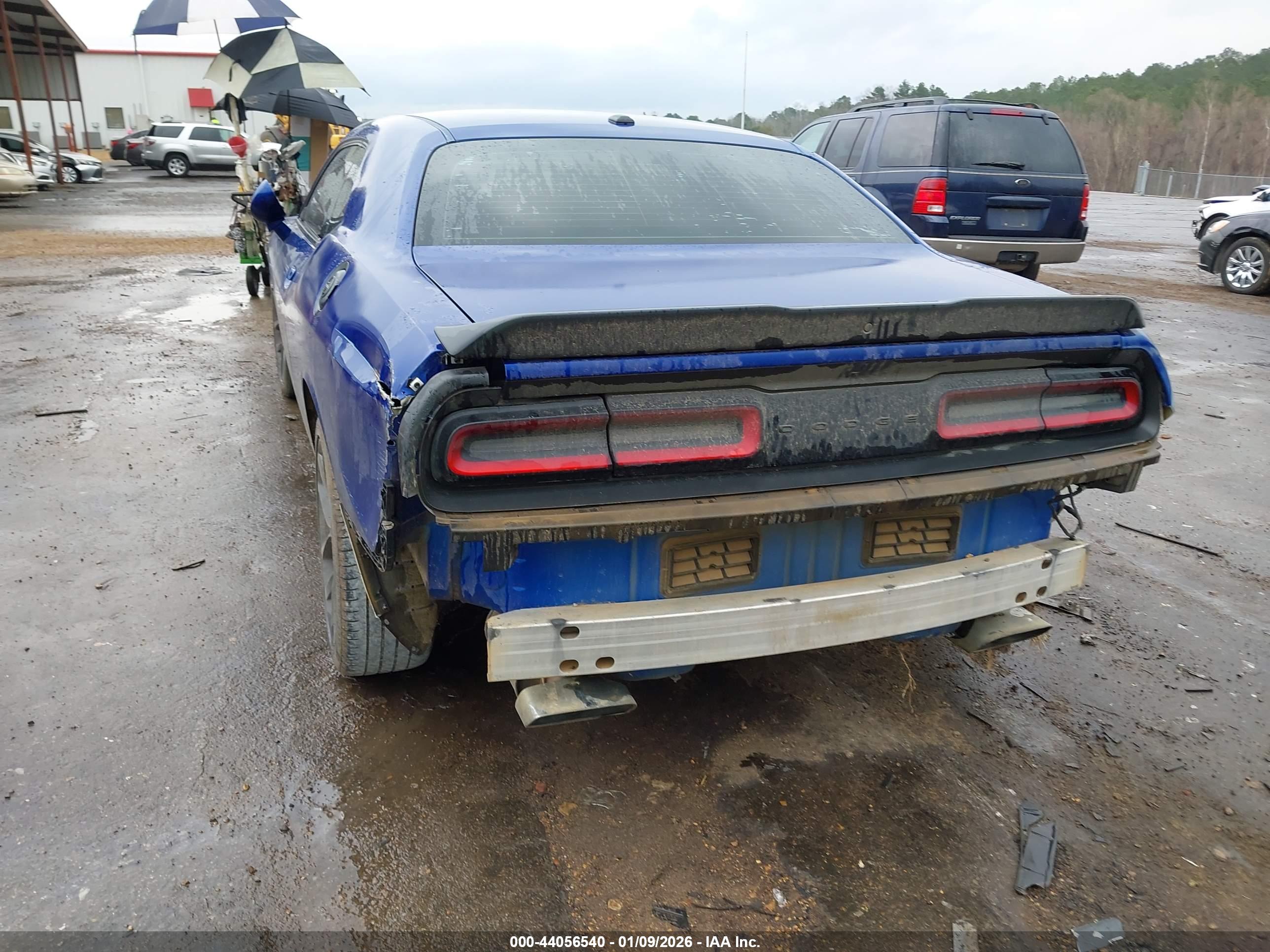 DODGE CHALLENGER image 6