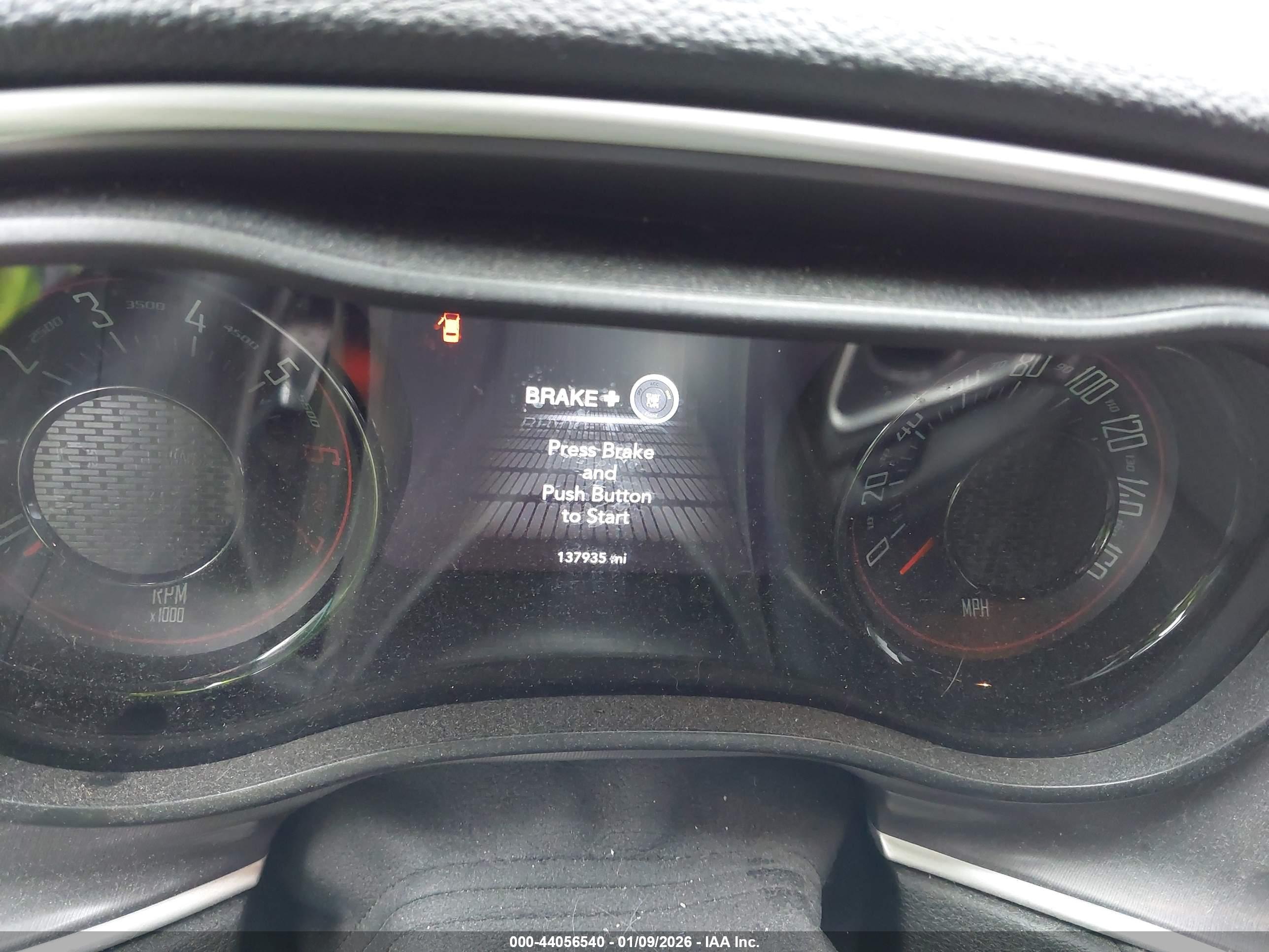 DODGE CHALLENGER image 7