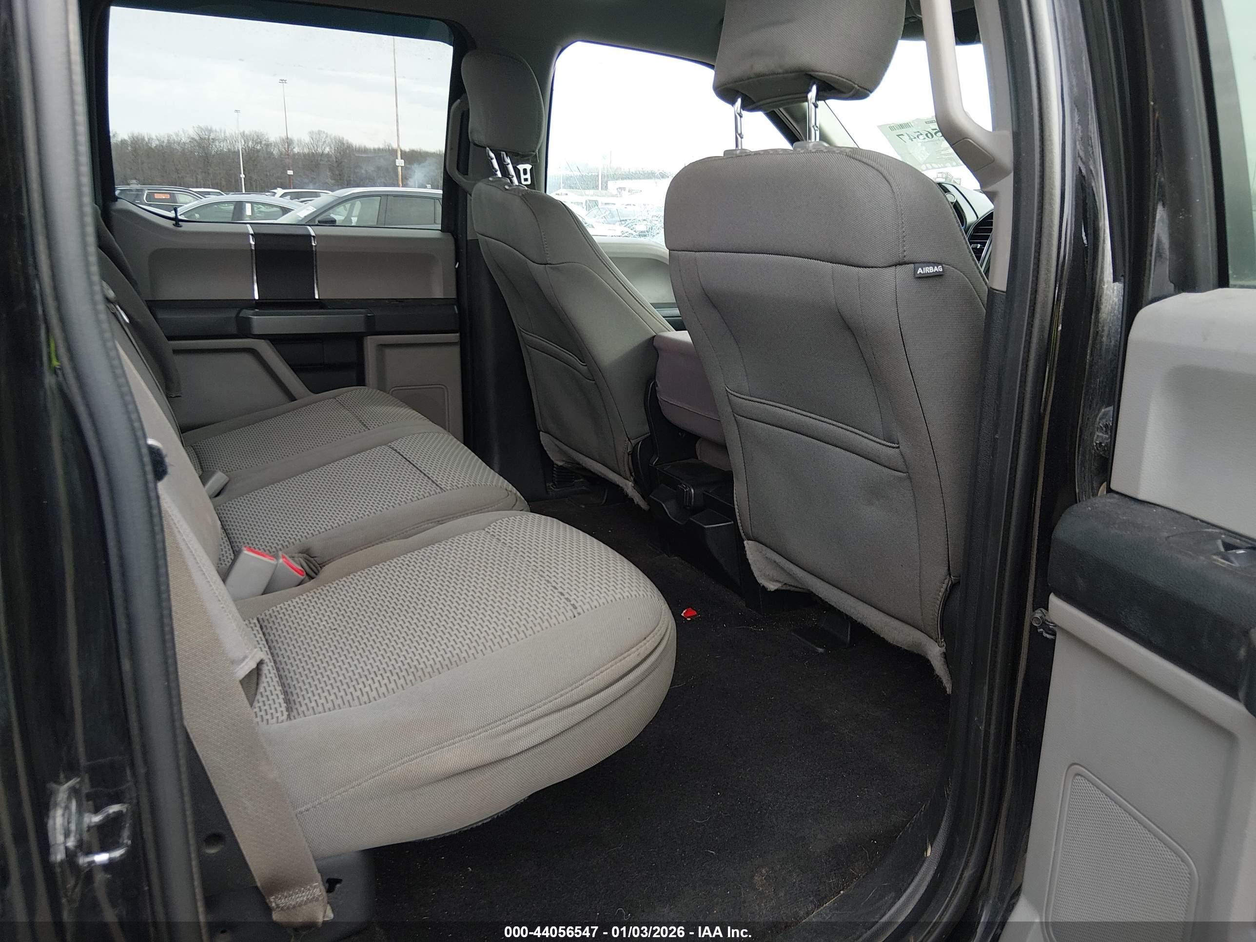 FORD F-150 image 8