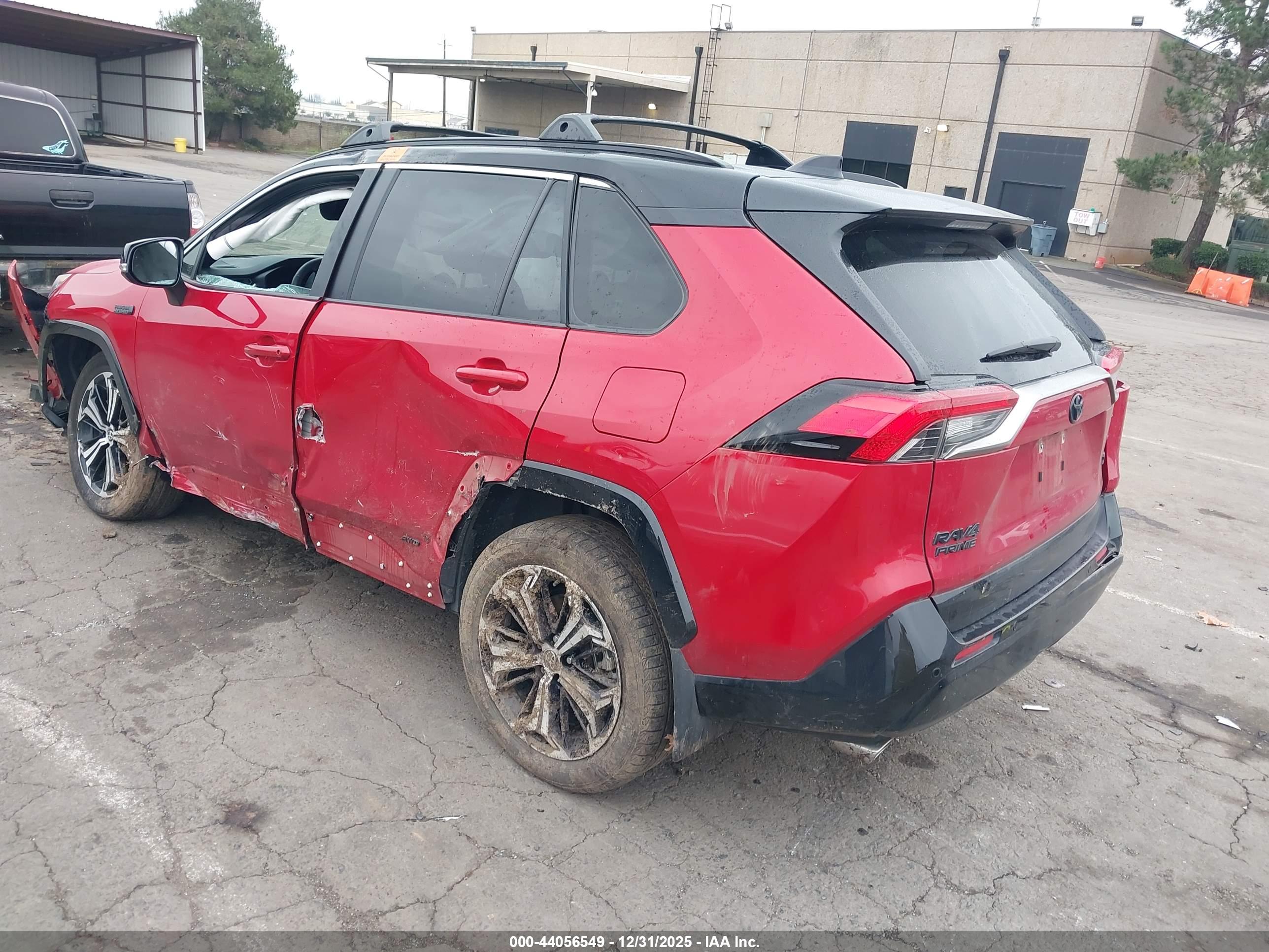 TOYOTA RAV4 image 3