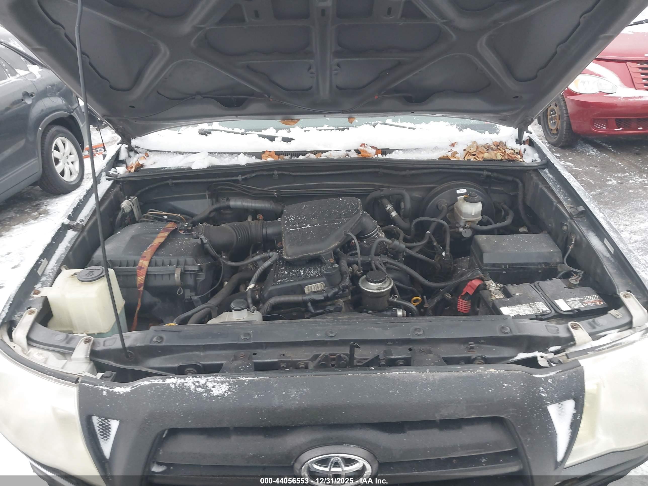 TOYOTA TACOMA image 10