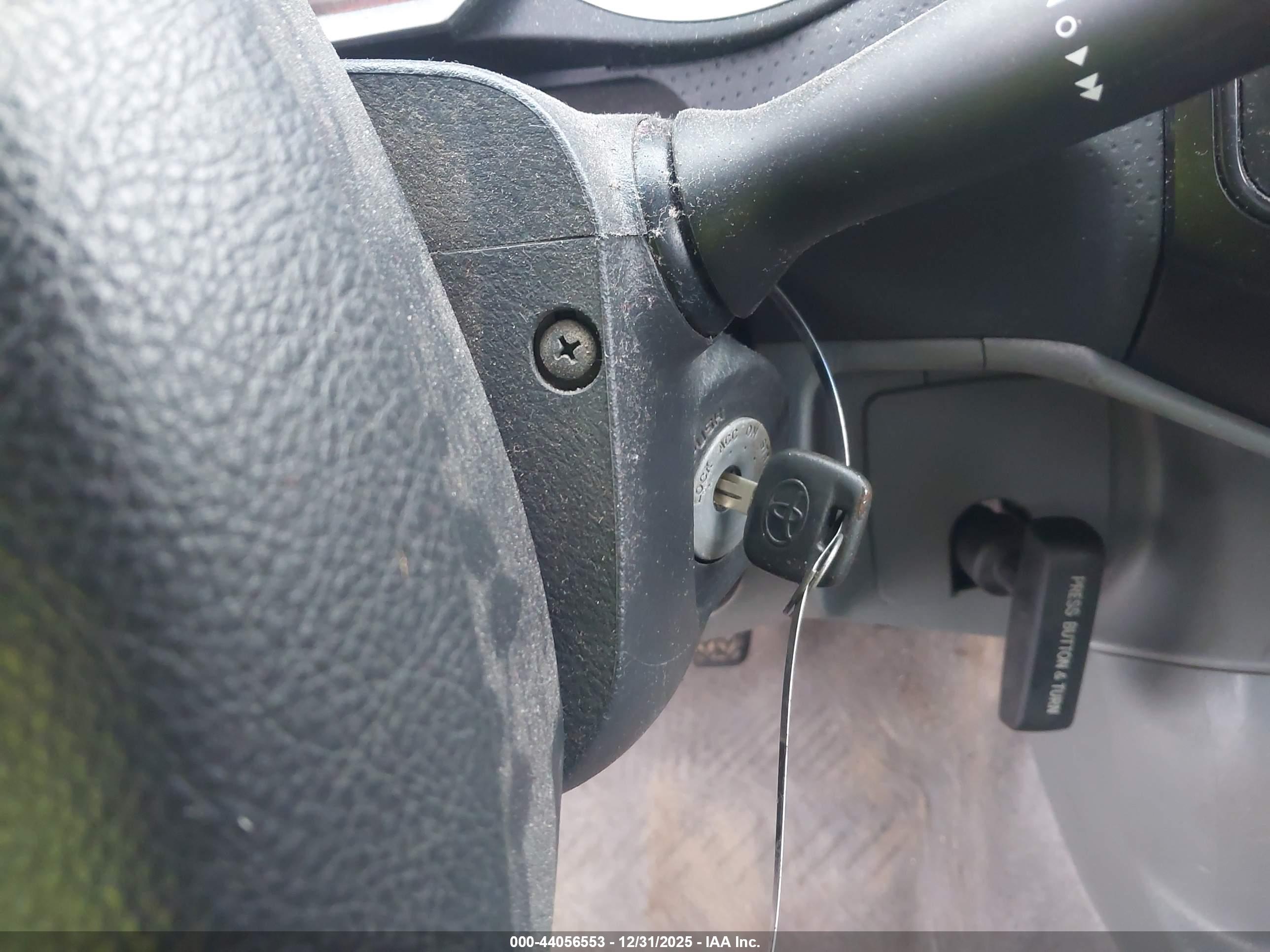 TOYOTA TACOMA image 11