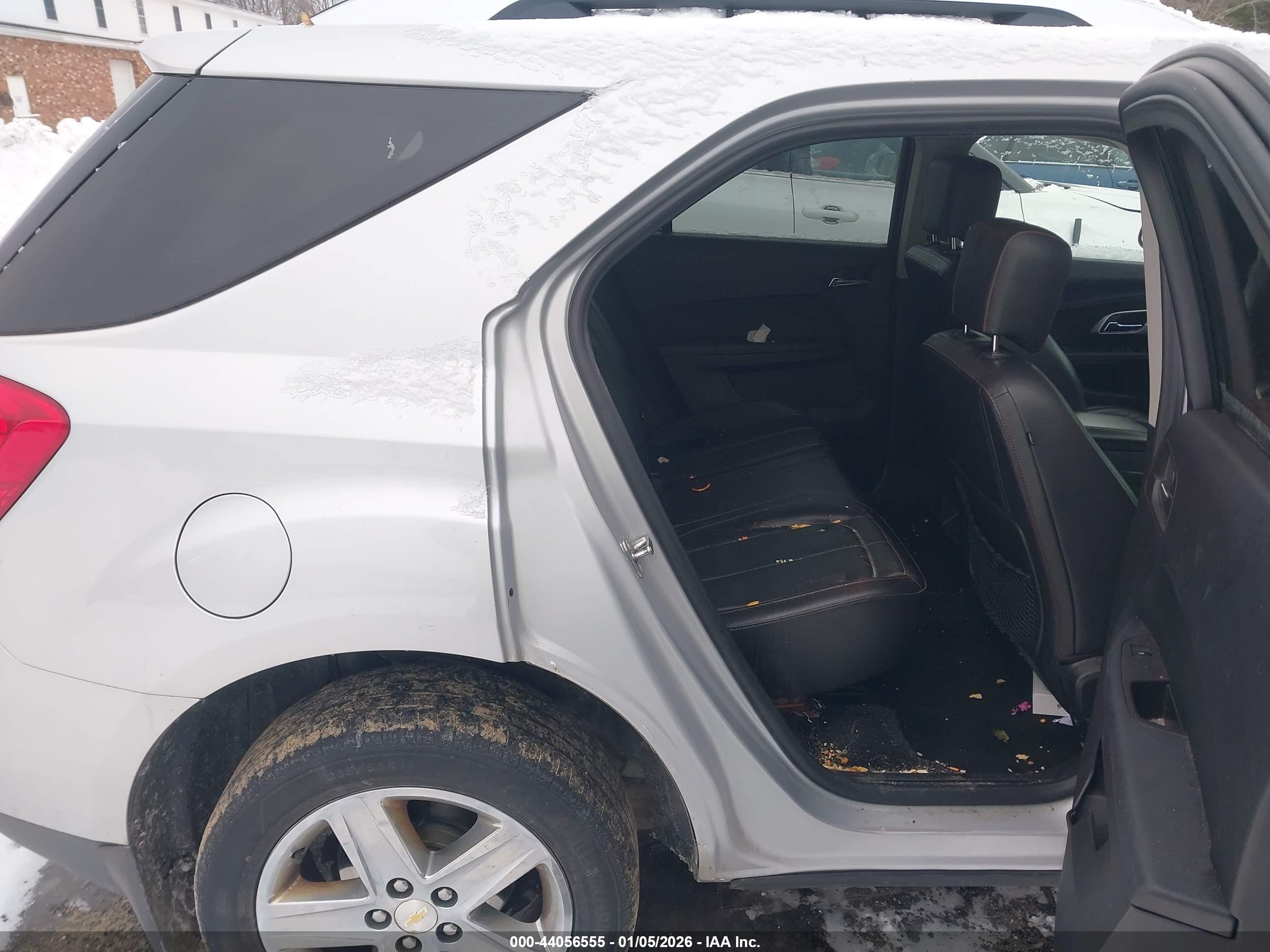 CHEVROLET EQUINOX image 8