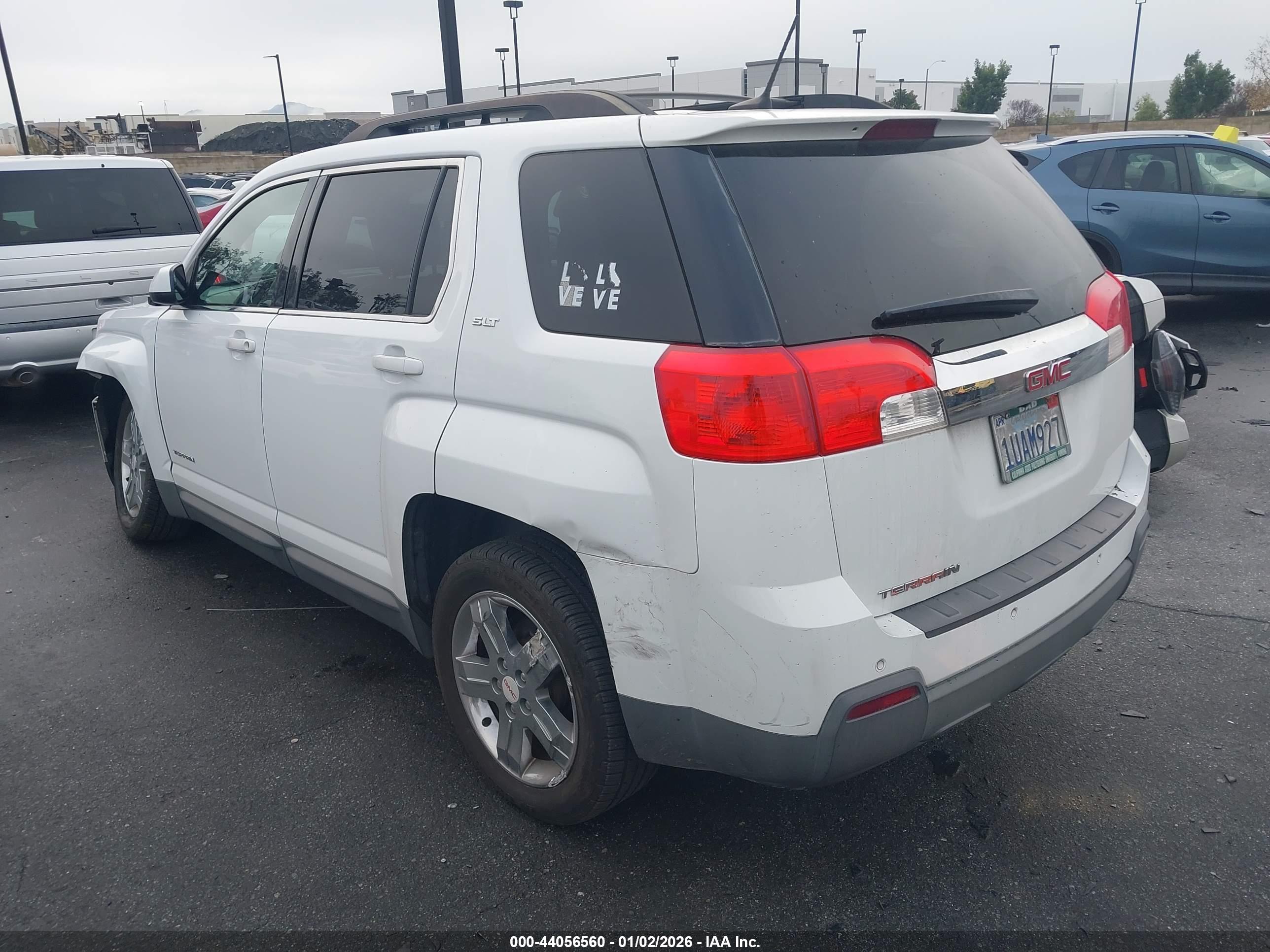 GMC TERRAIN image 3