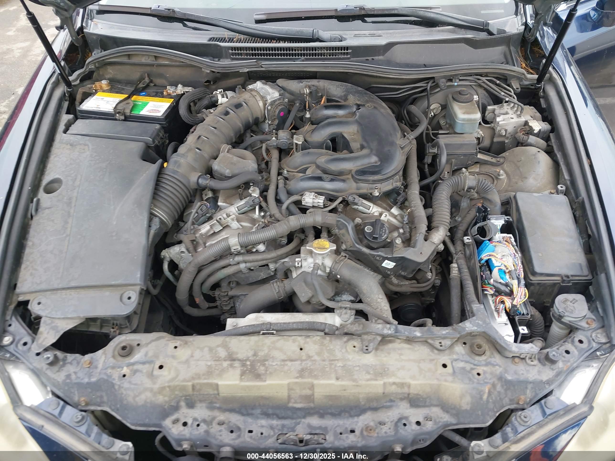 LEXUS IS image 10