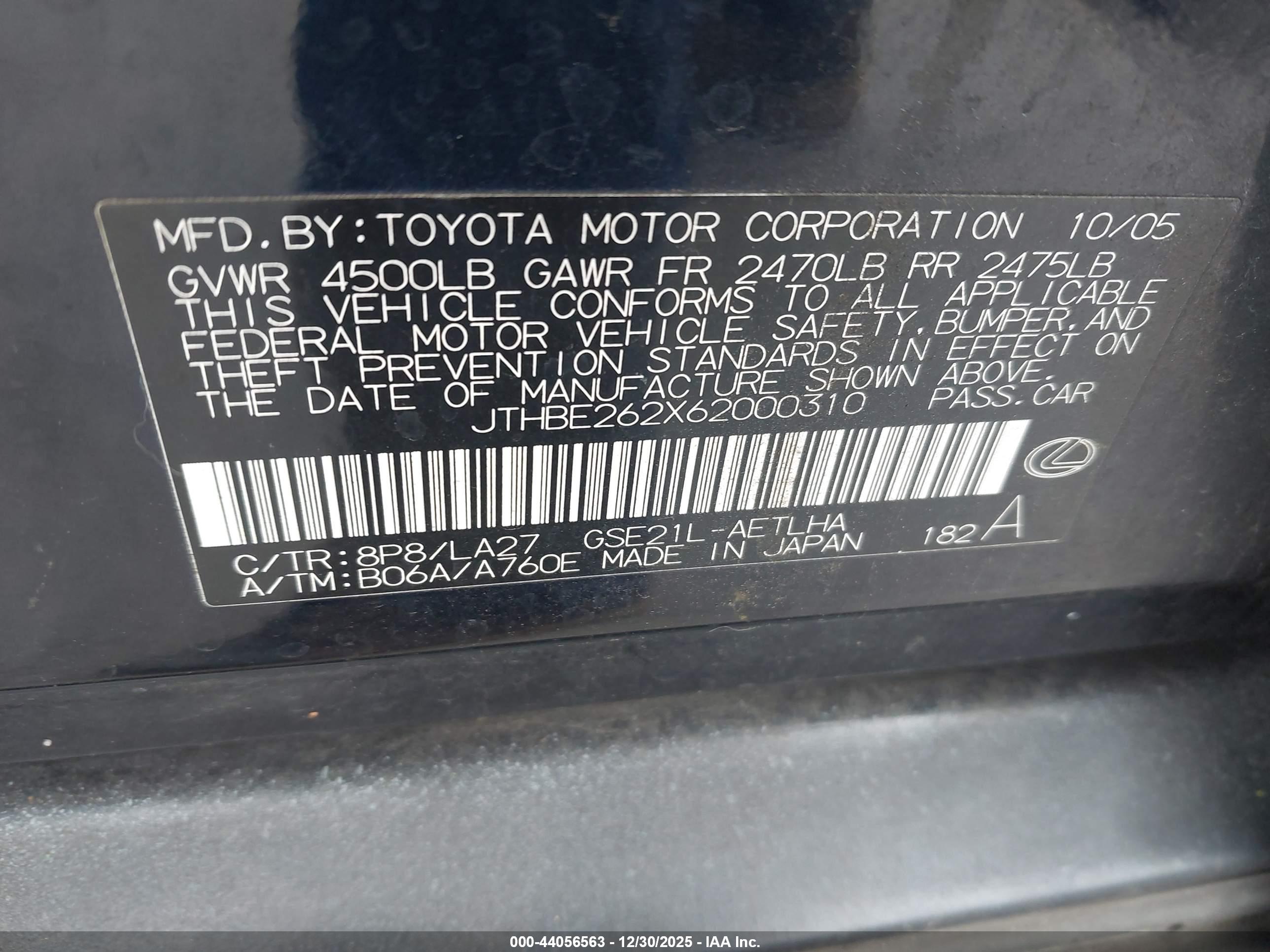 LEXUS IS image 9