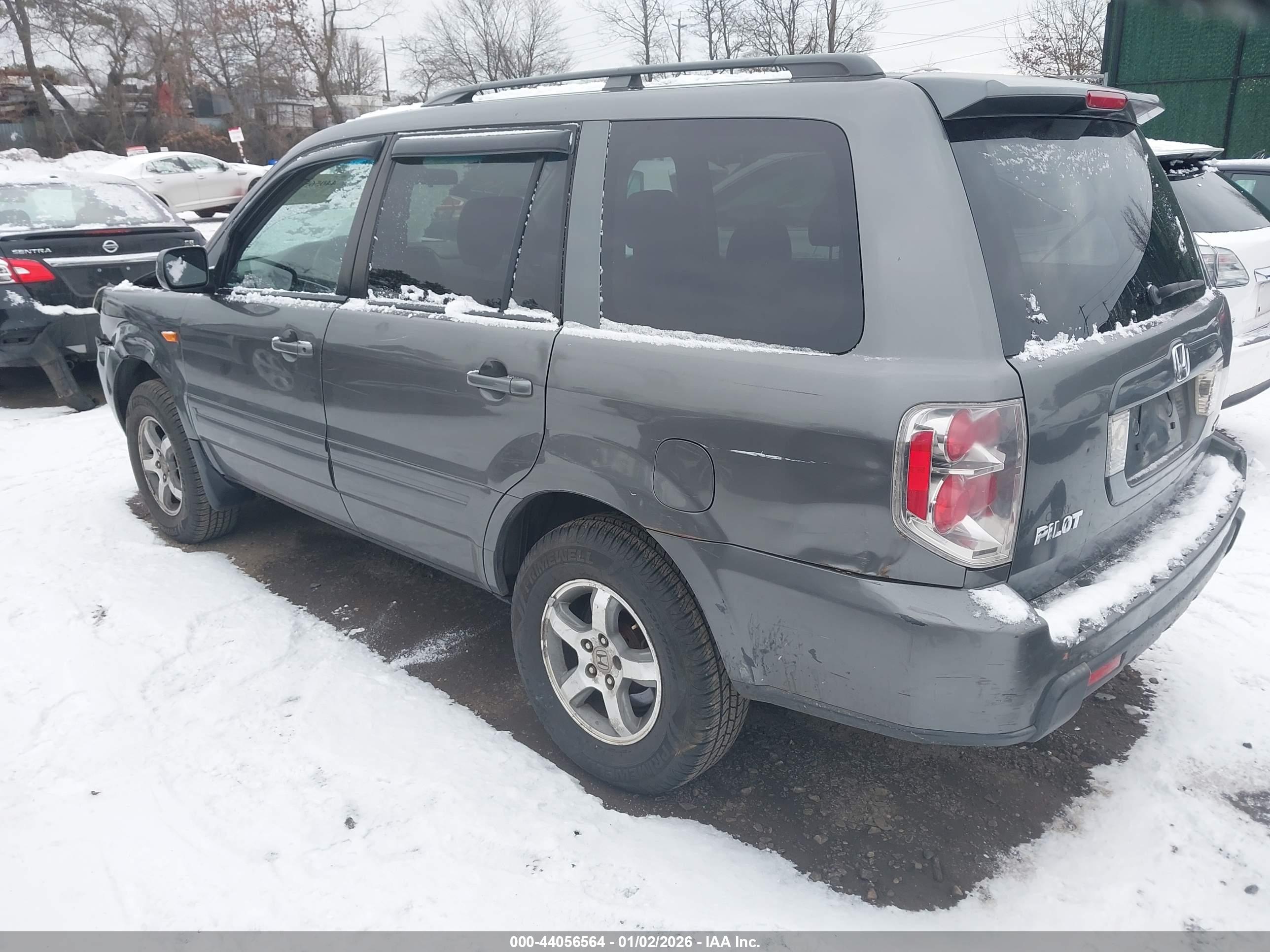 HONDA PILOT image 3