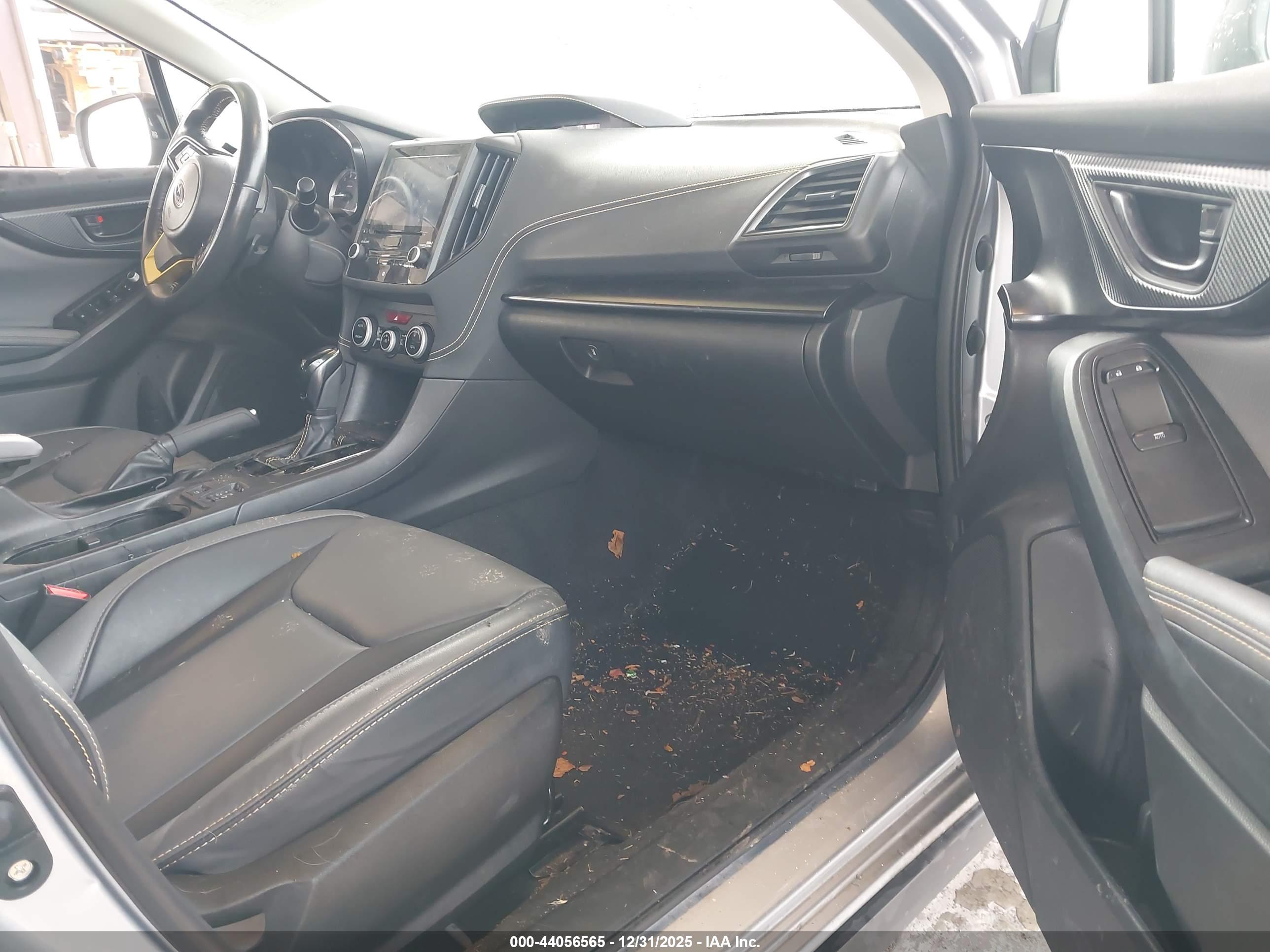 SUBARU CROSSTREK image 5
