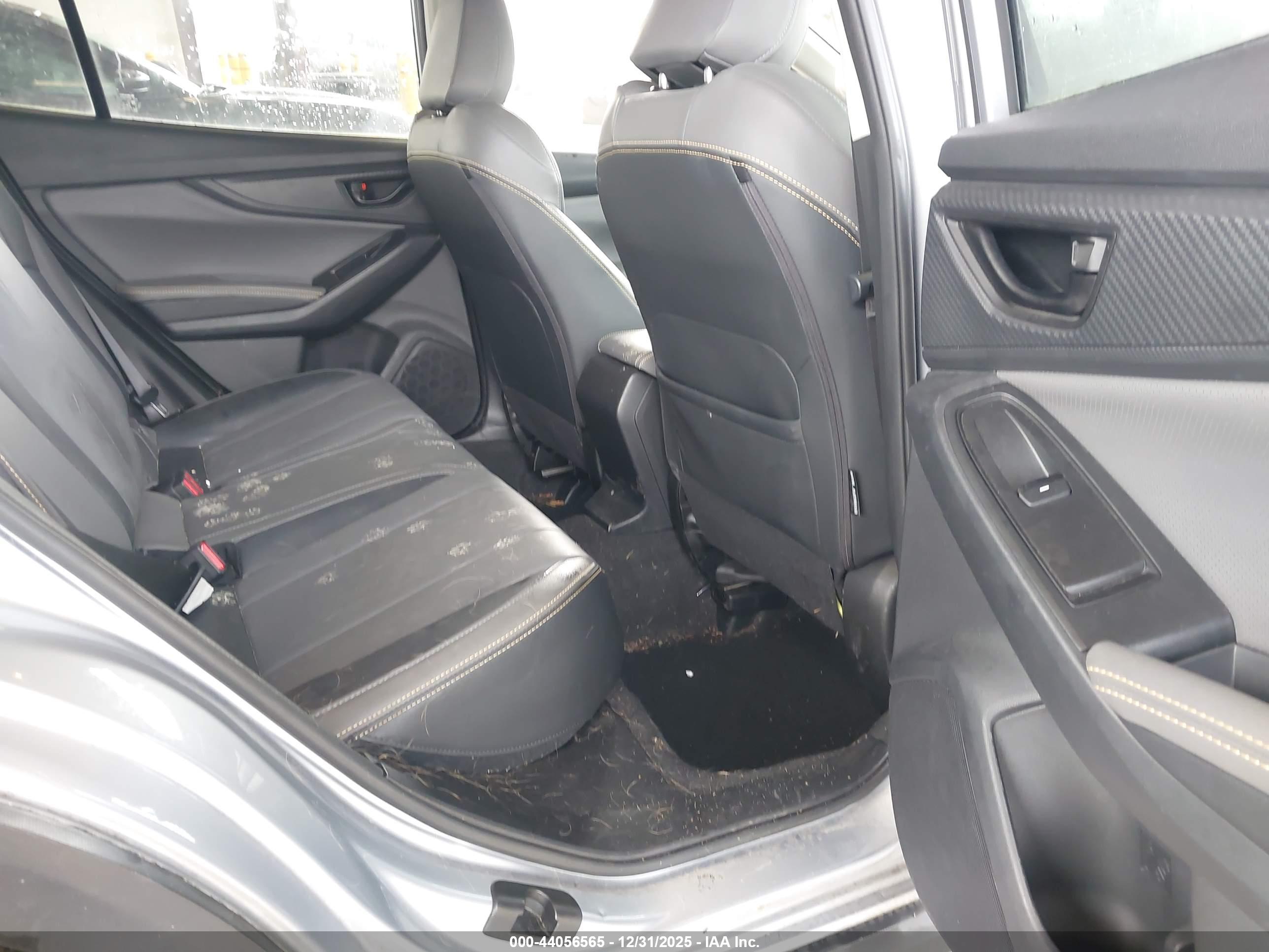 SUBARU CROSSTREK image 8