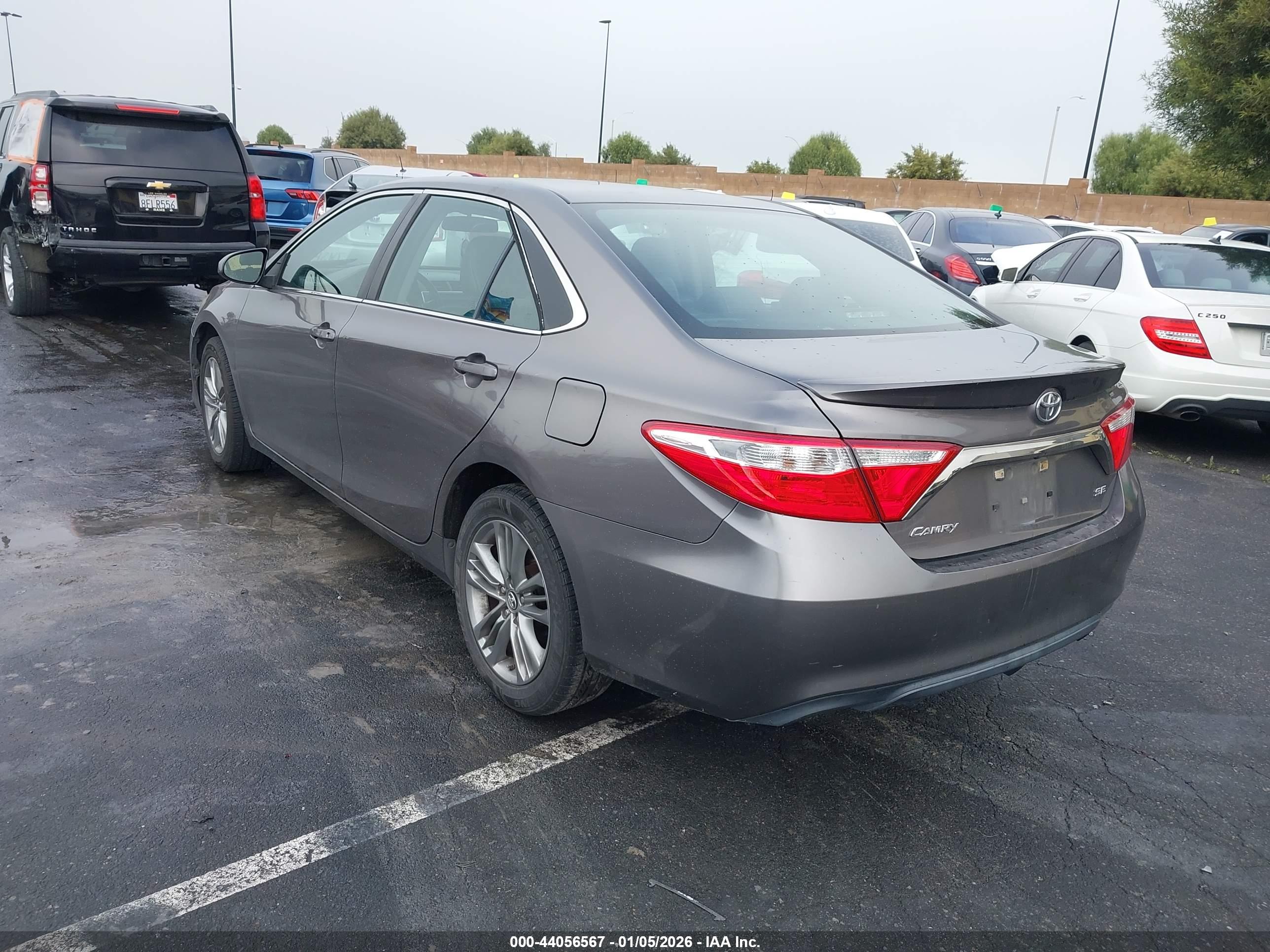 TOYOTA CAMRY image 3