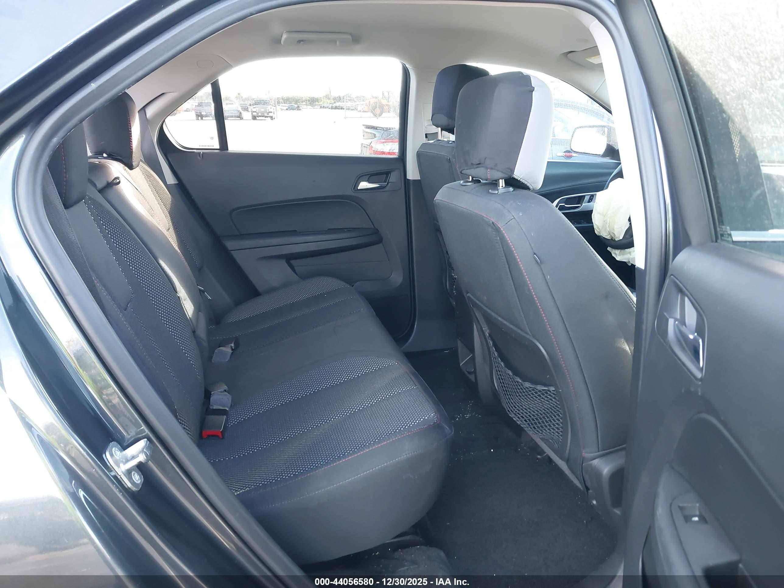 CHEVROLET EQUINOX image 8