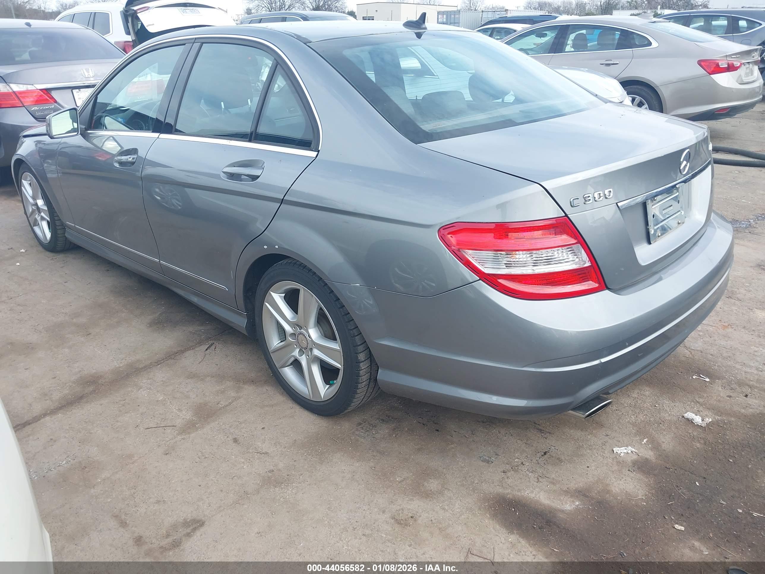 MERCEDES-BENZ C image 3