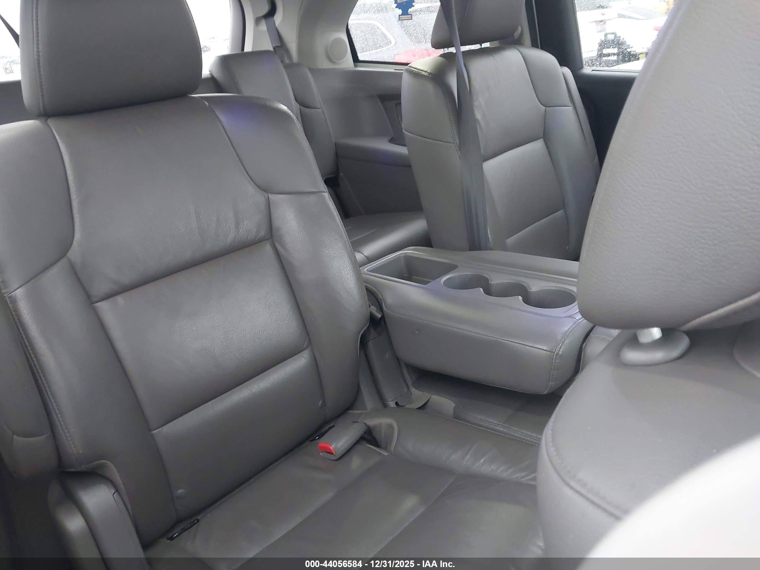 HONDA ODYSSEY image 8