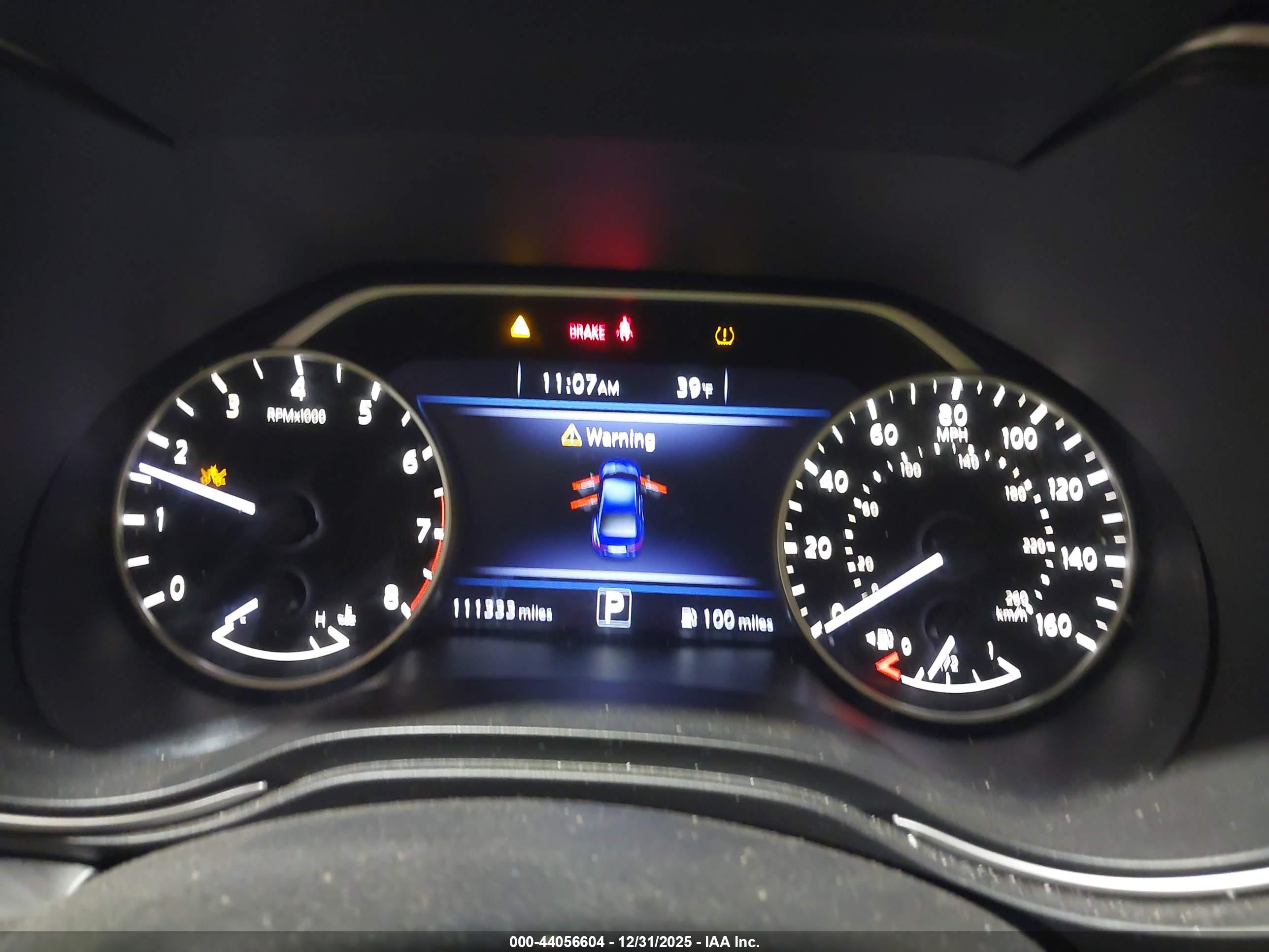 NISSAN MAXIMA image 7