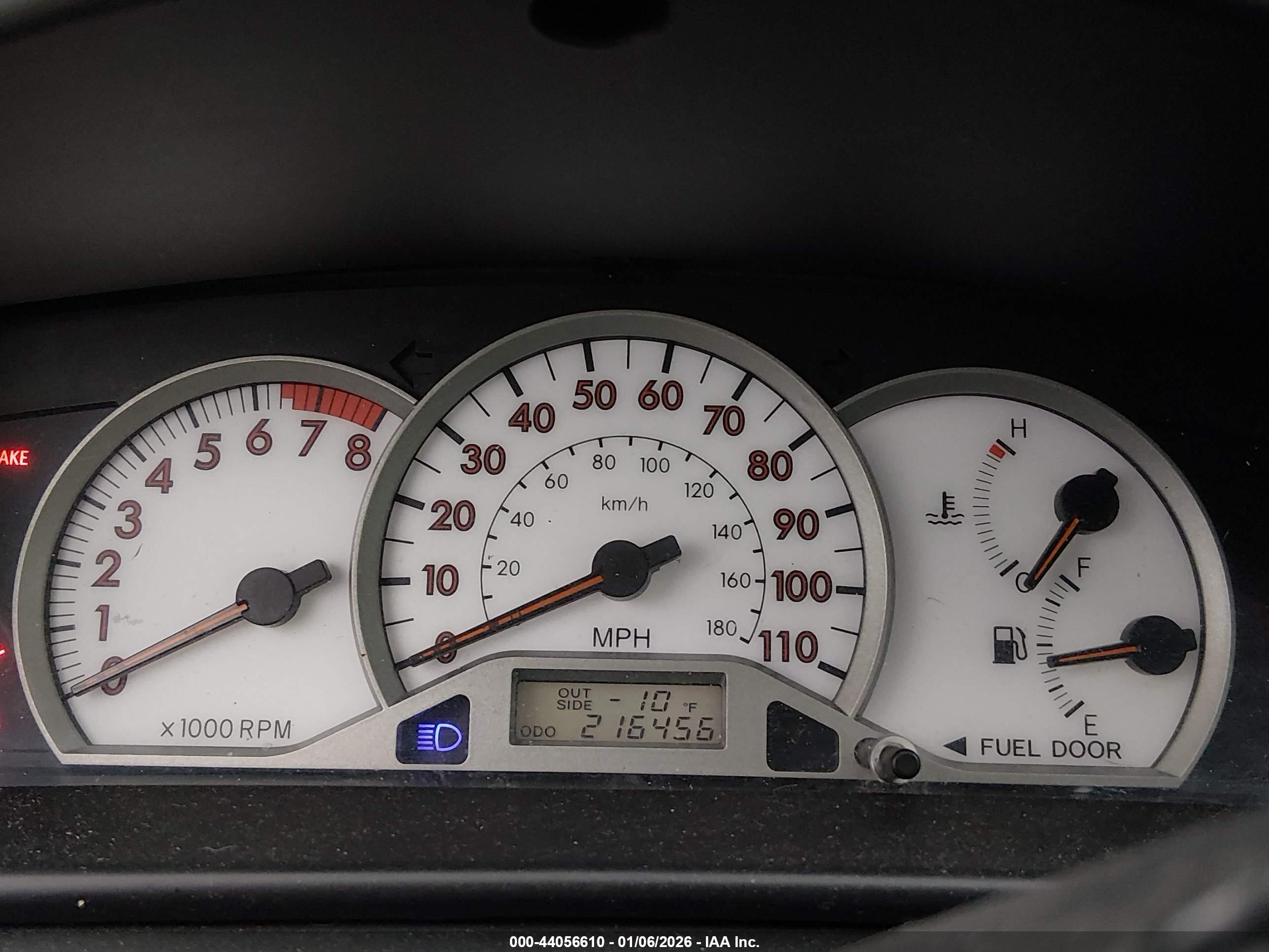 TOYOTA COROLLA image 7