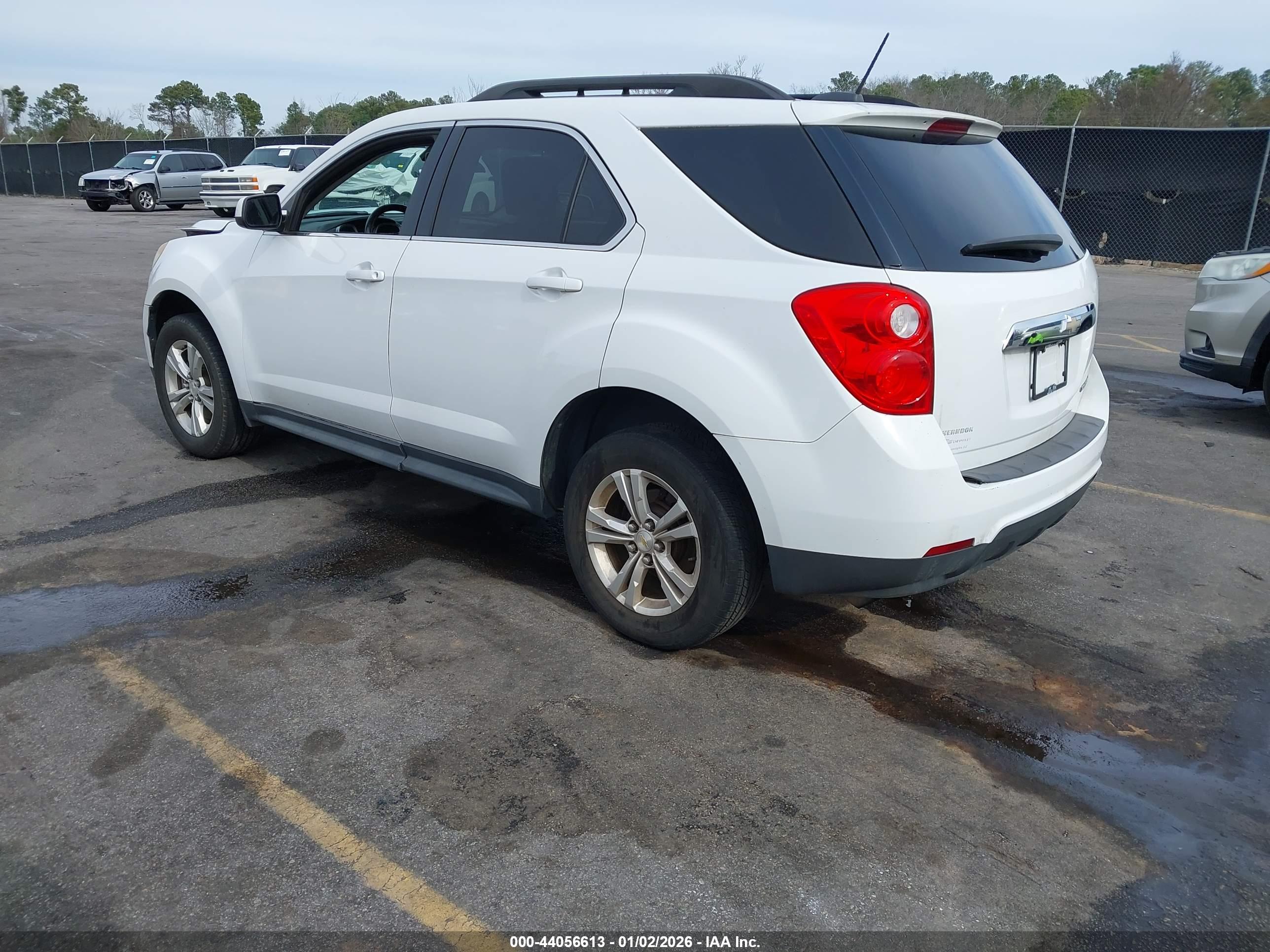 CHEVROLET EQUINOX image 3