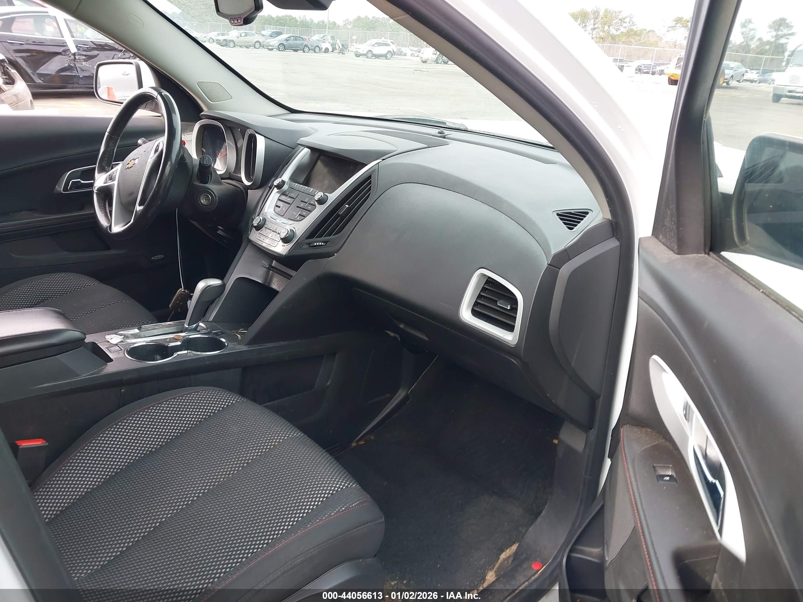 CHEVROLET EQUINOX image 5