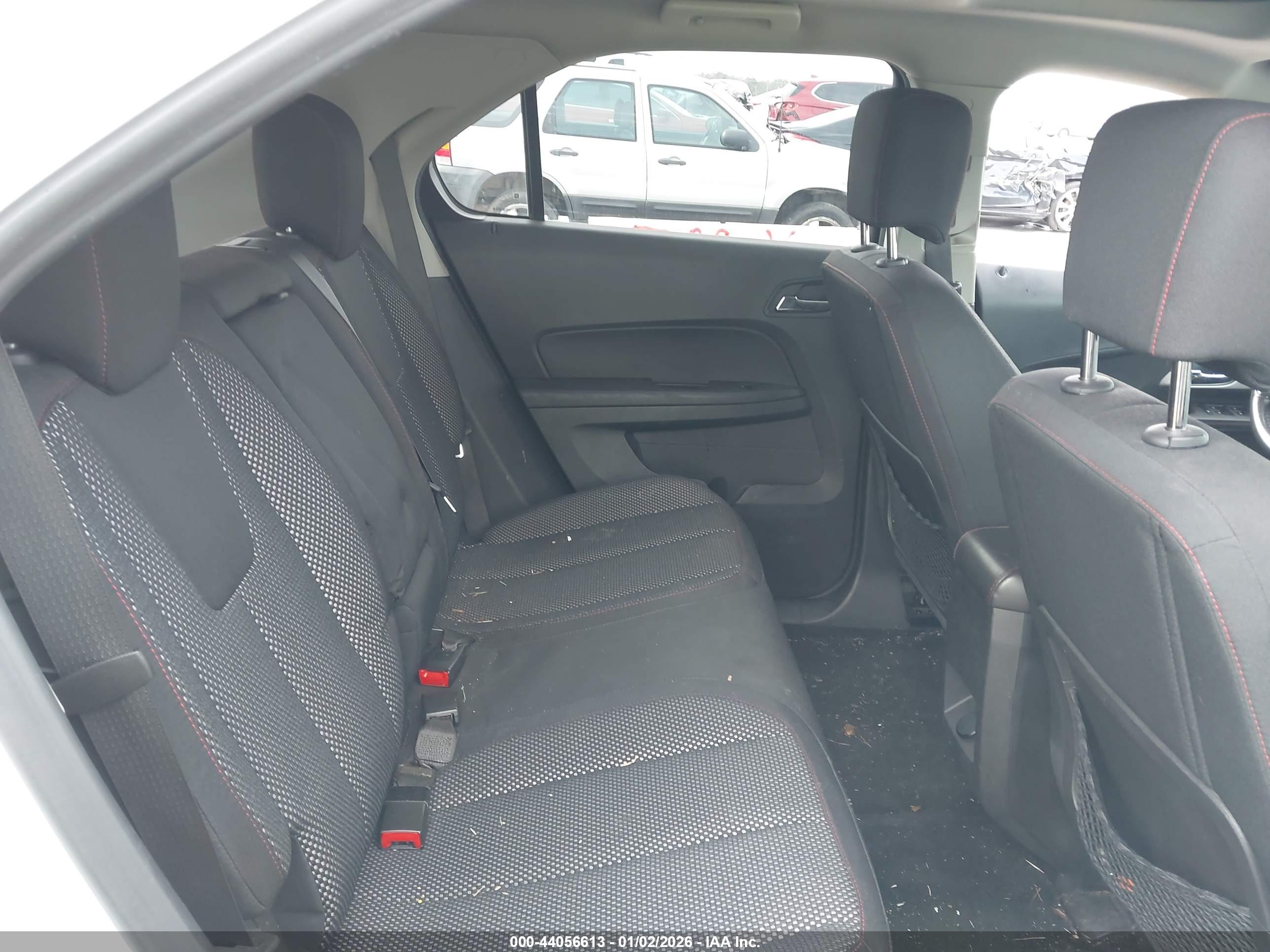 CHEVROLET EQUINOX image 8