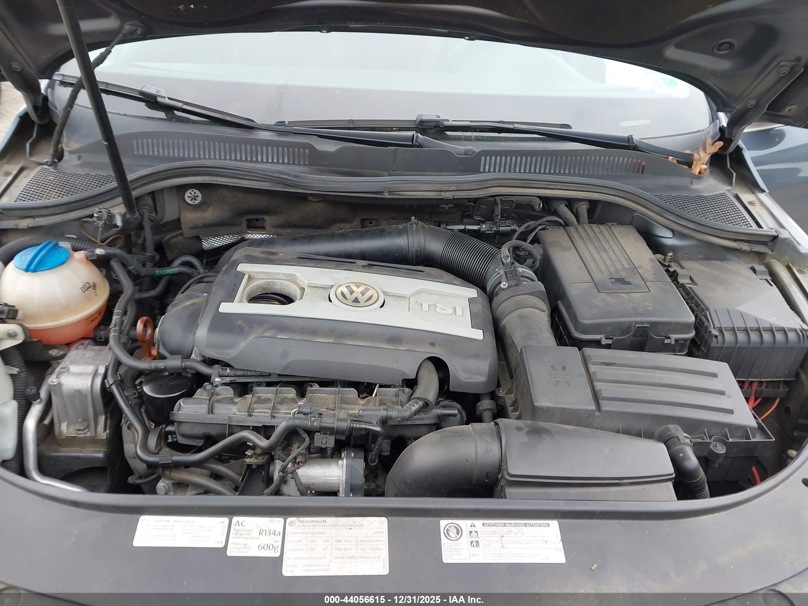 VOLKSWAGEN CC image 10