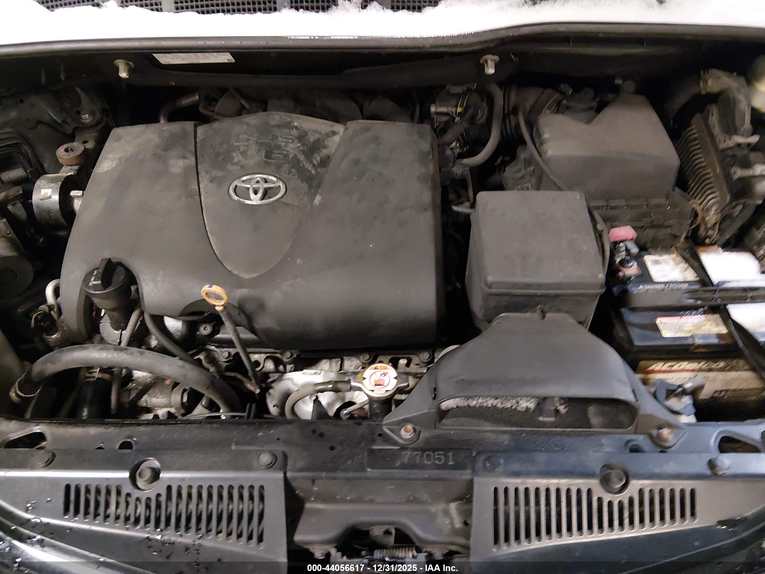 TOYOTA SIENNA image 10