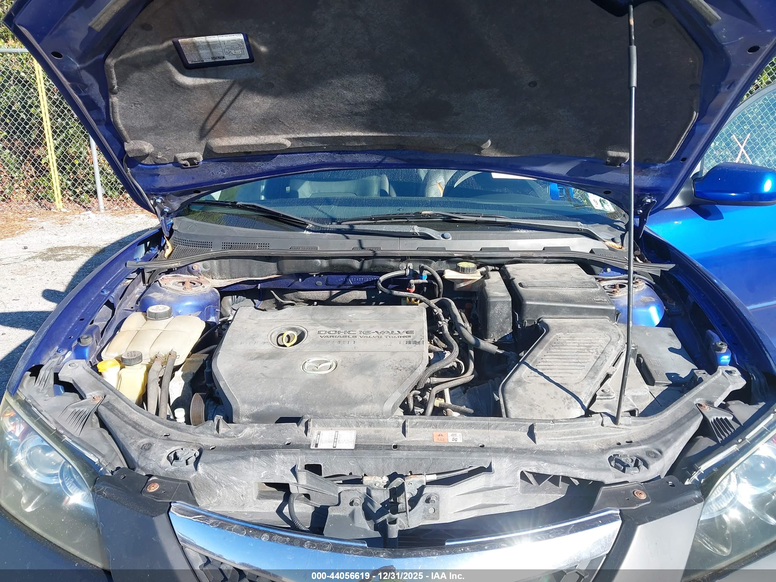 MAZDA MAZDA3 image 10