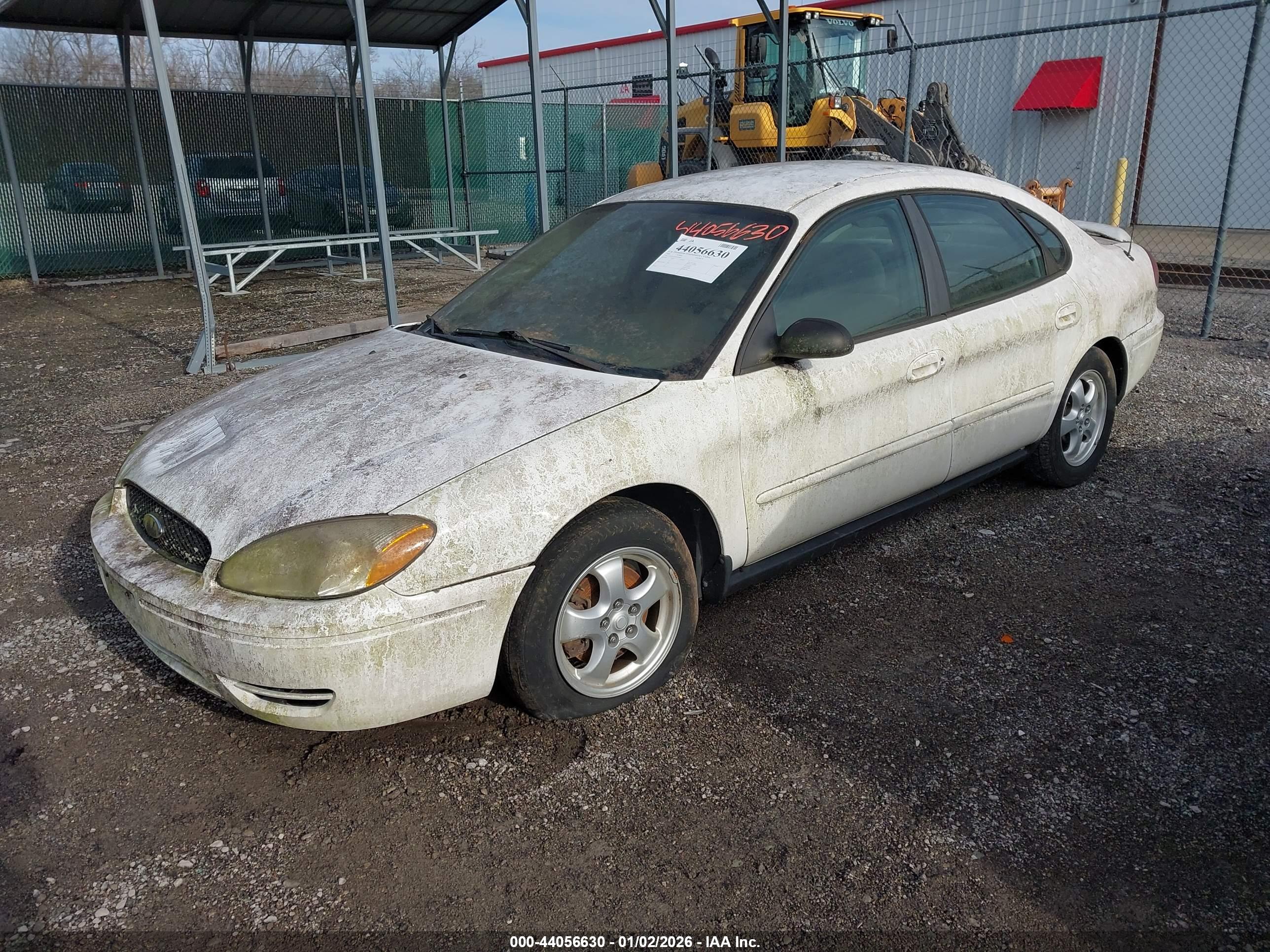 FORD TAURUS image 2
