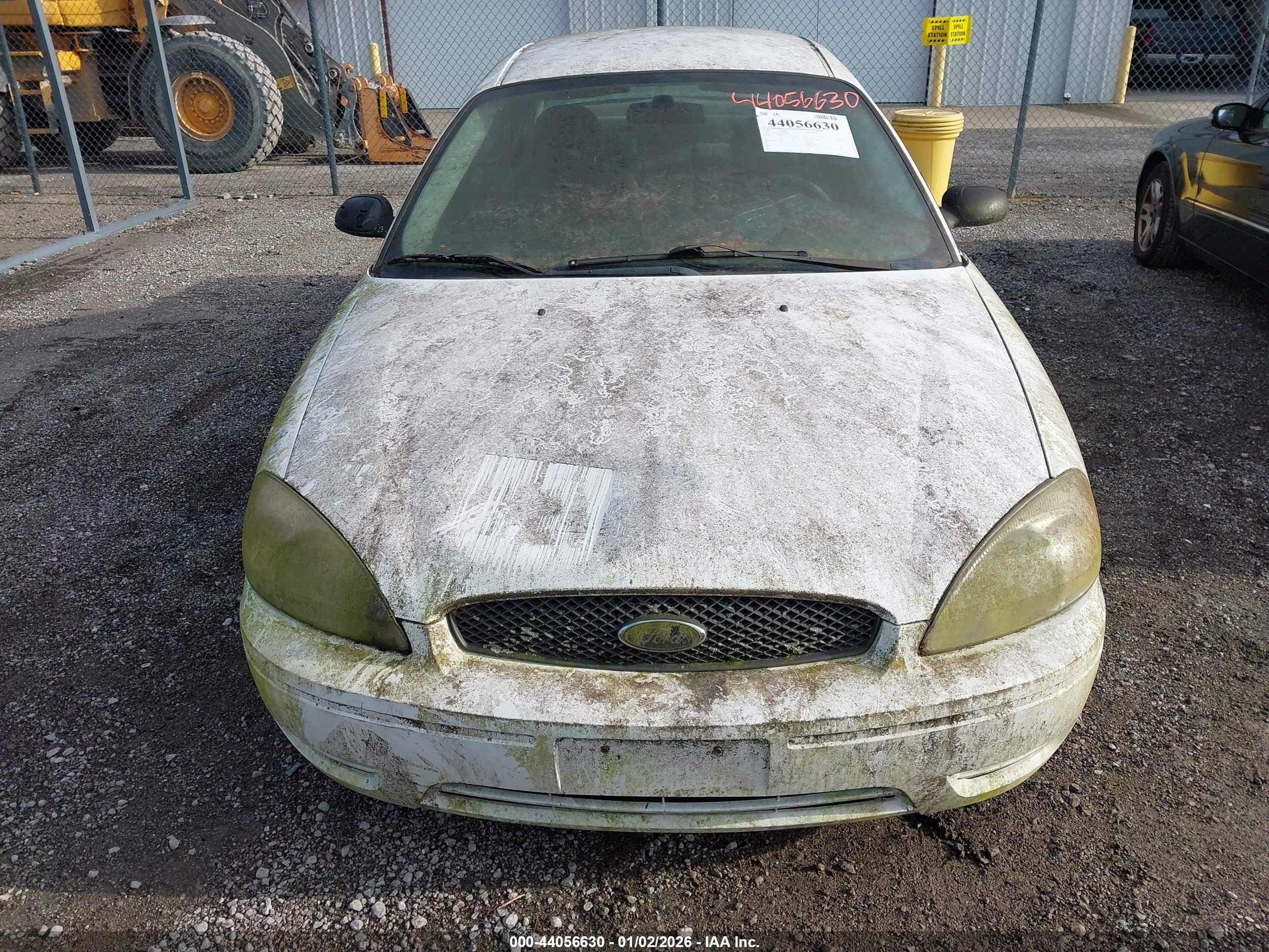 FORD TAURUS image 6