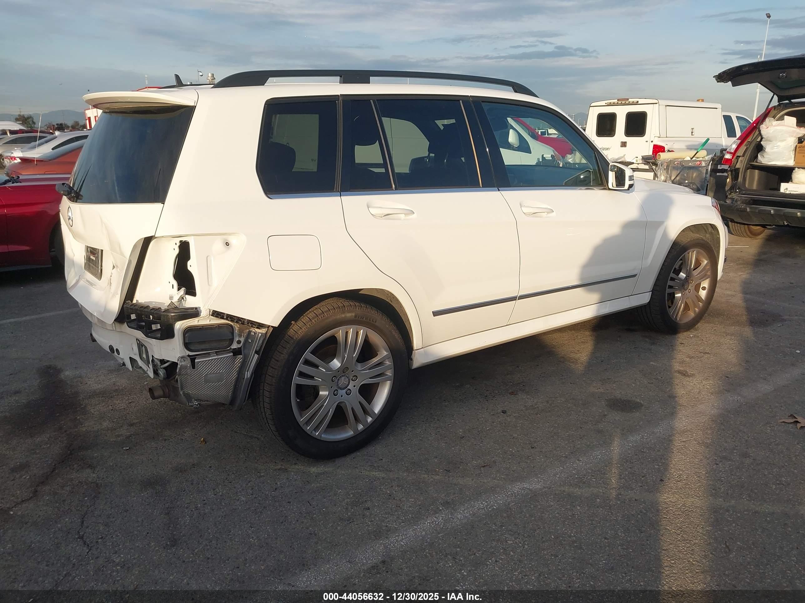 MERCEDES-BENZ GLK image 4