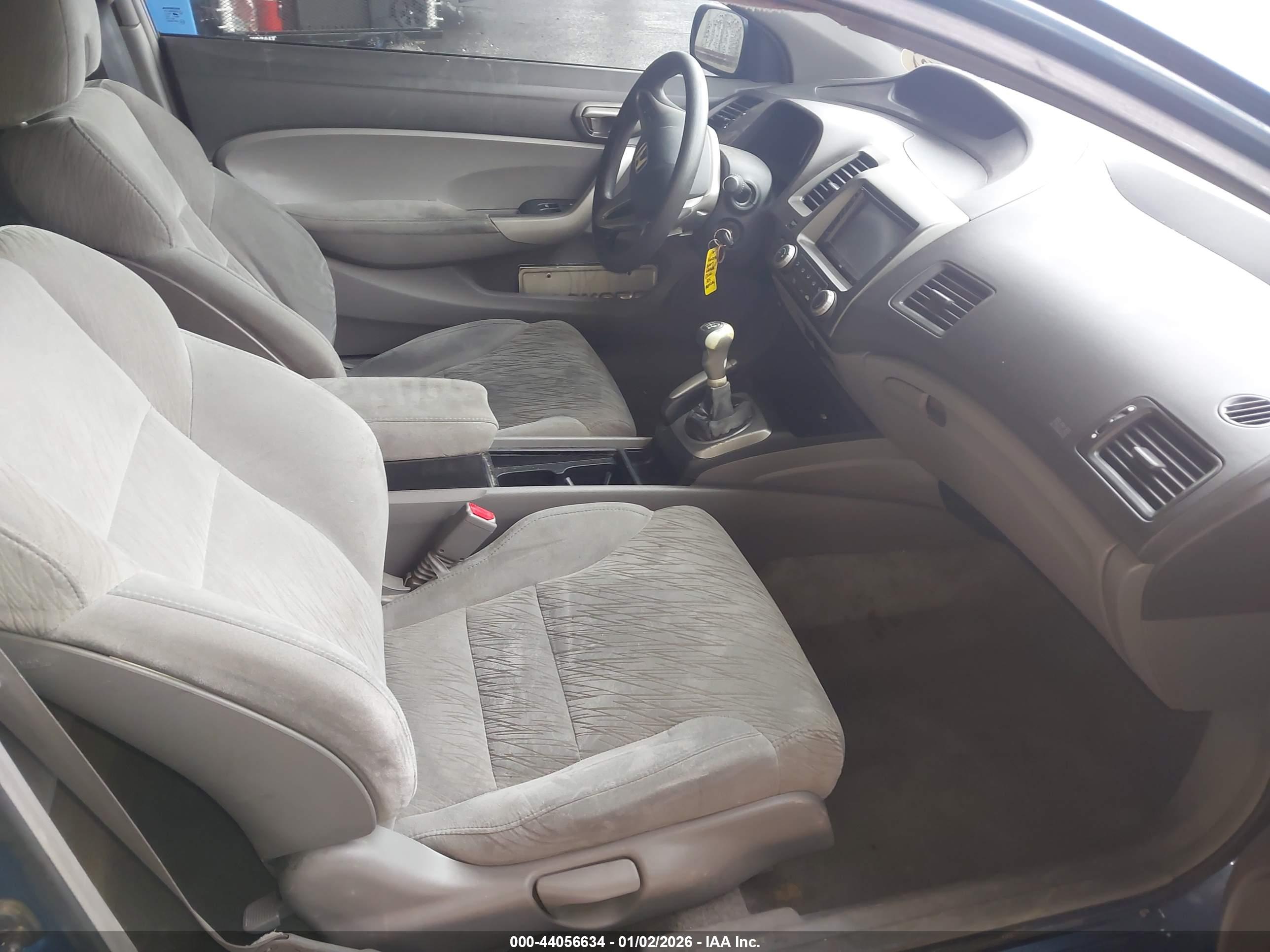 HONDA CIVIC image 5