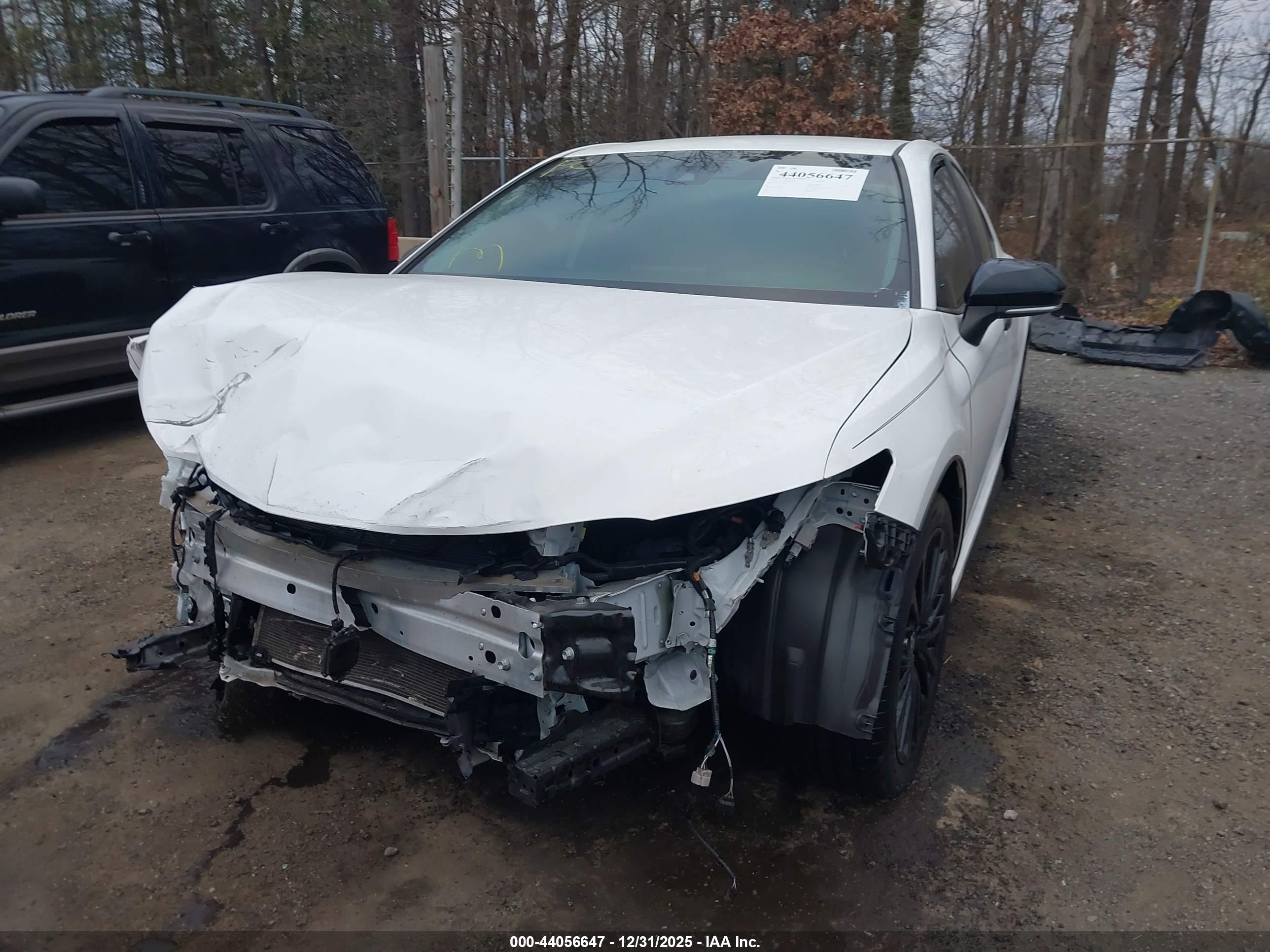 TOYOTA CAMRY image 6
