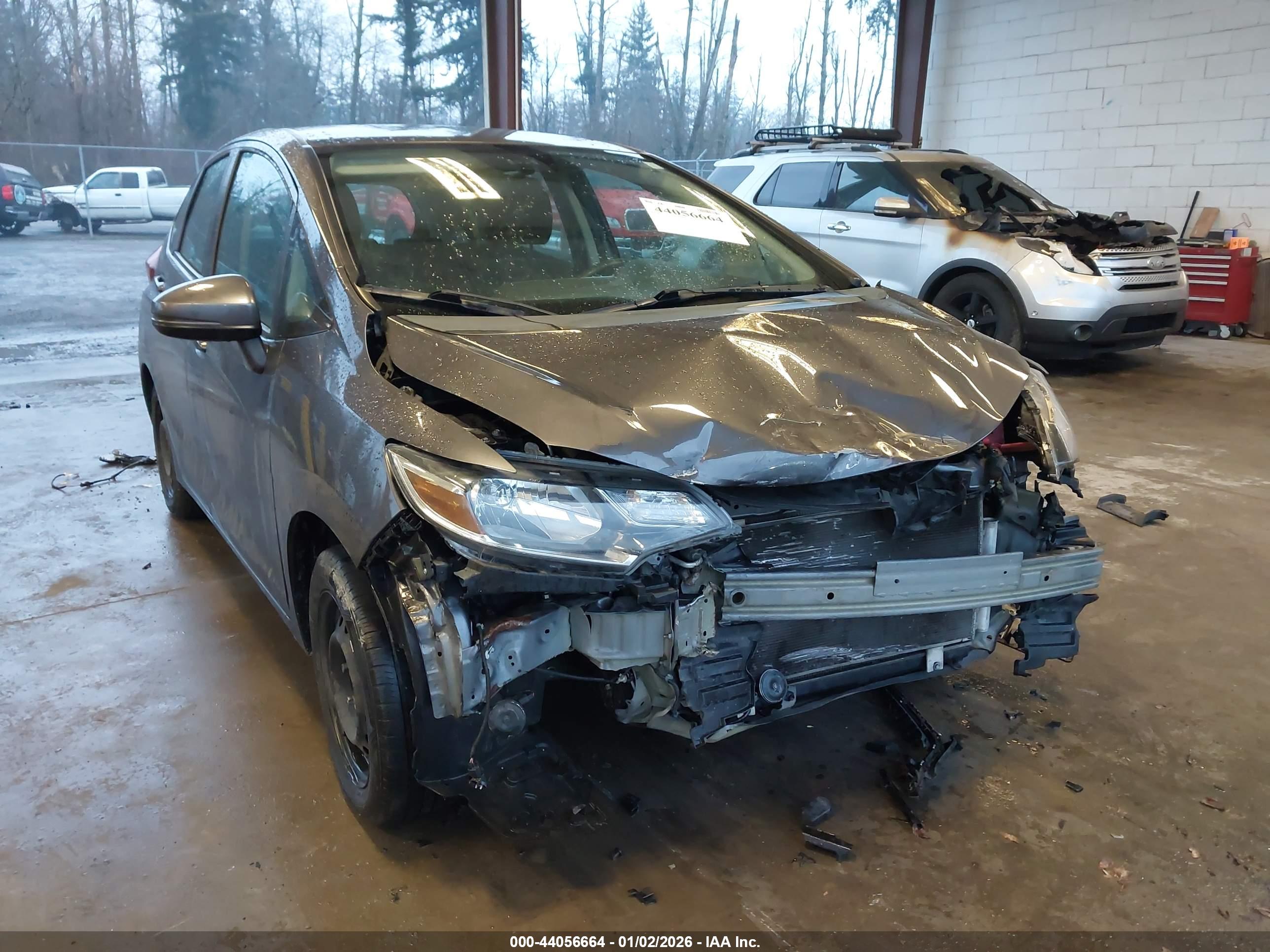 HONDA FIT image 6