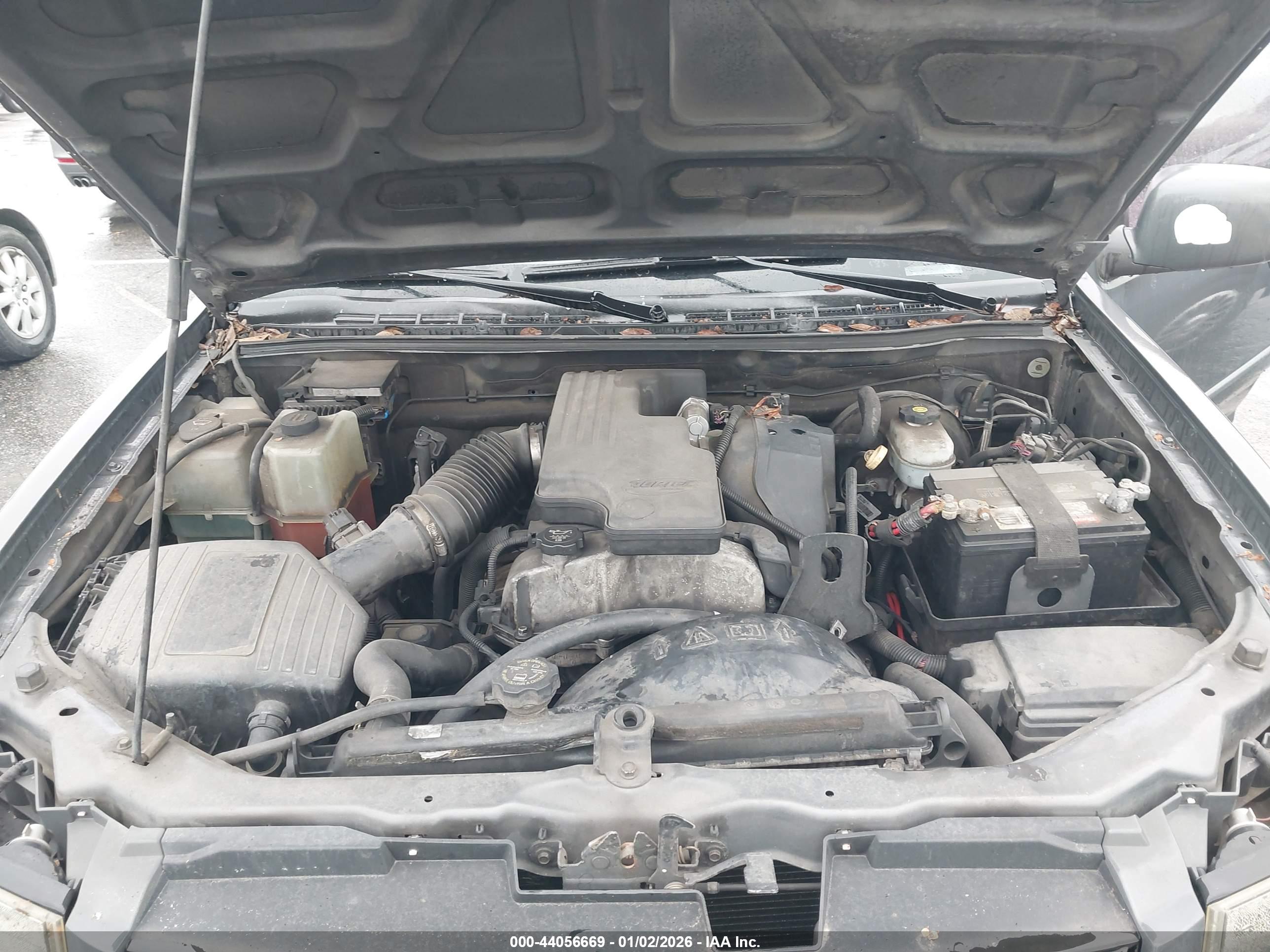 CHEVROLET COLORADO image 10
