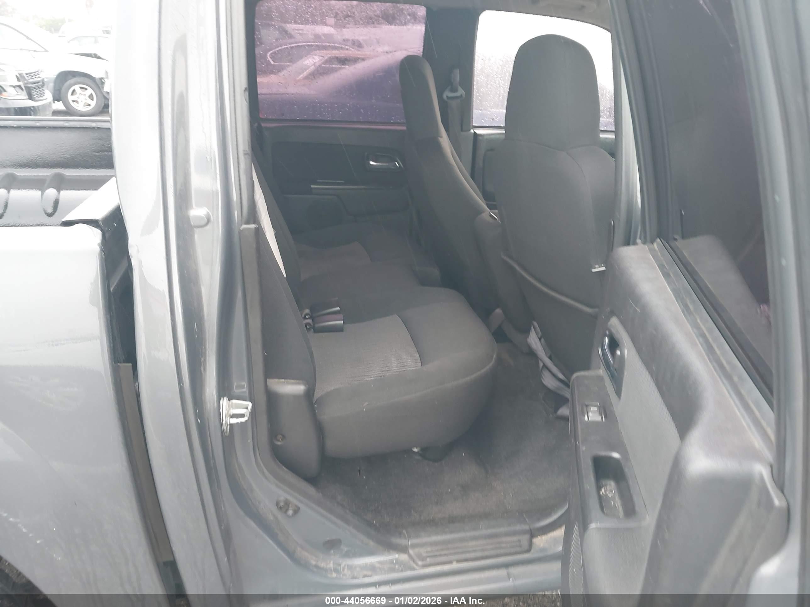 CHEVROLET COLORADO image 8