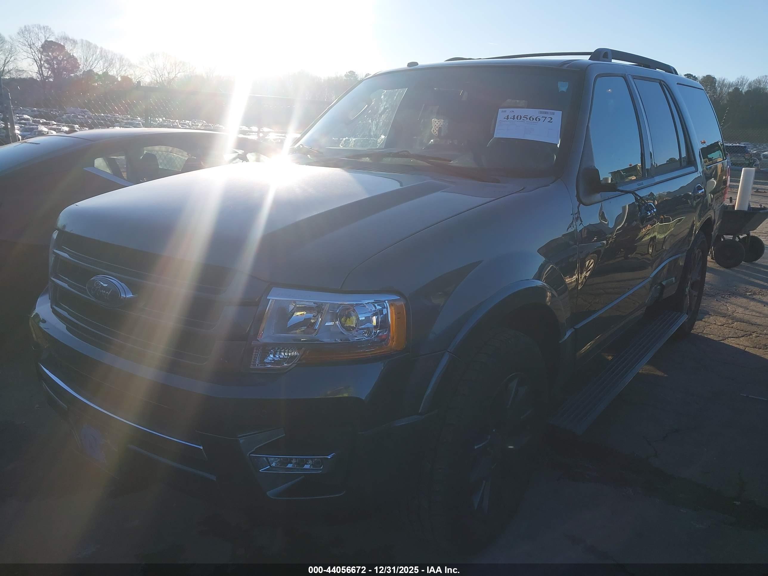 FORD EXPEDITION image 2