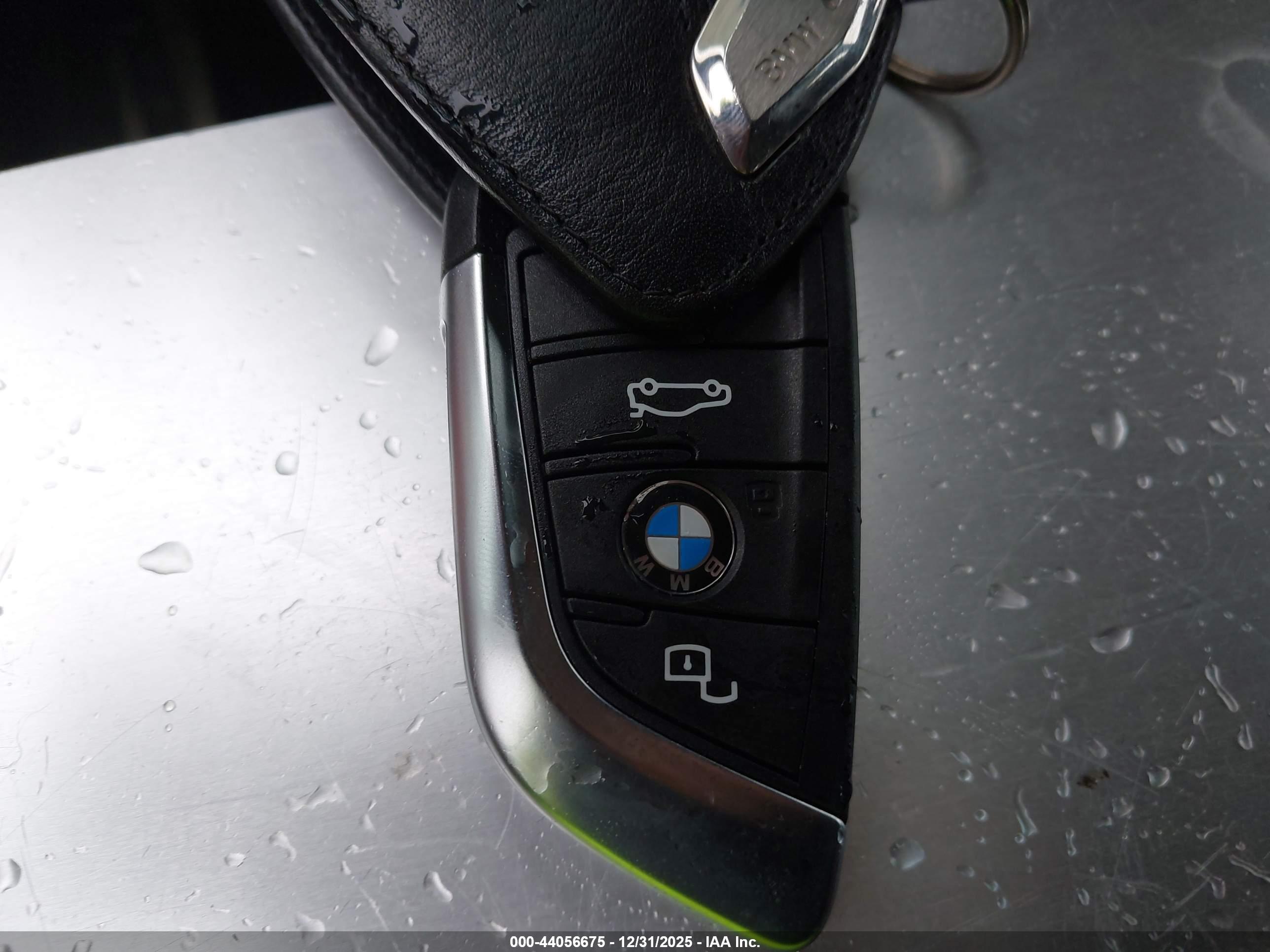 BMW I4 image 11