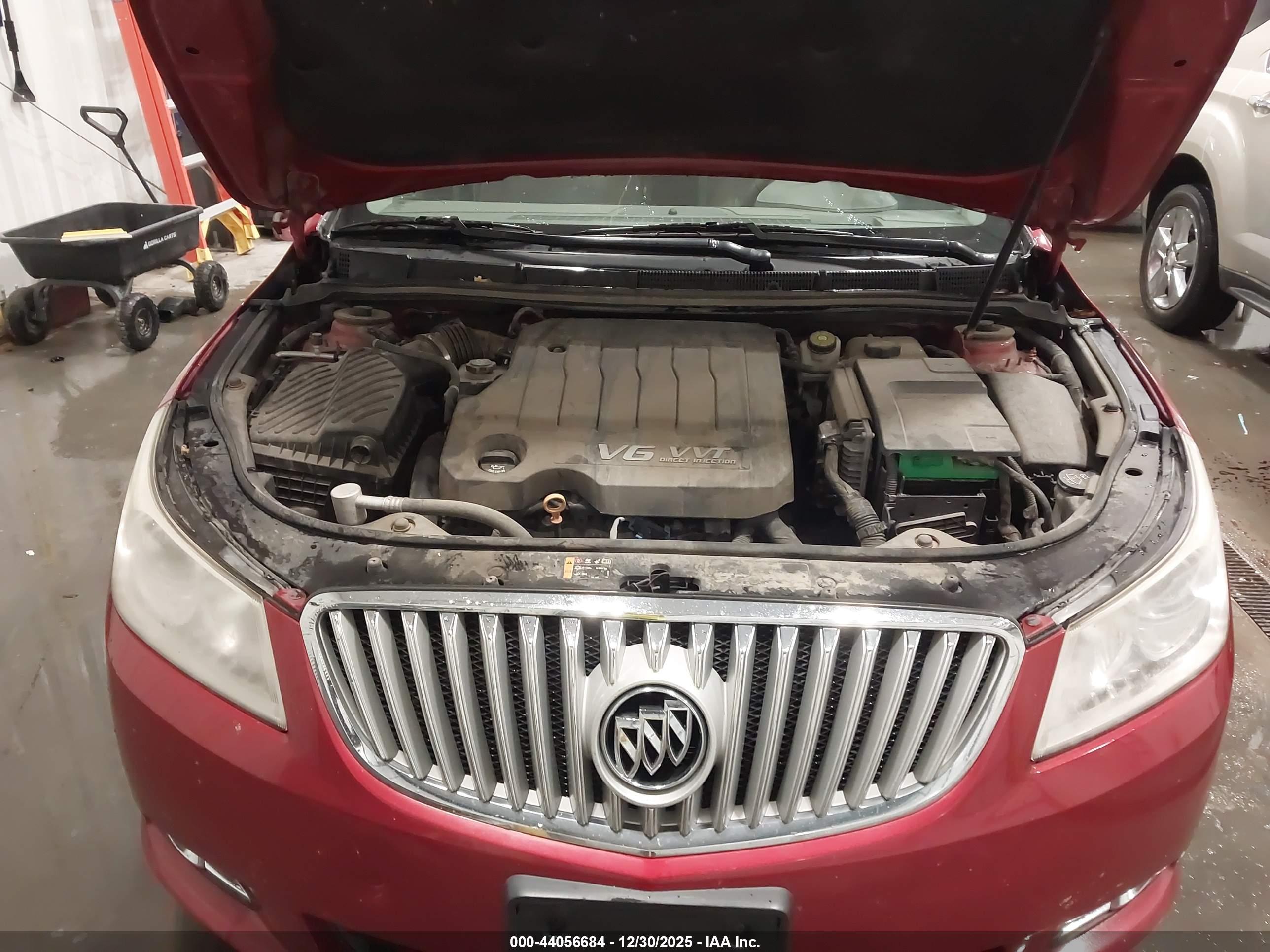 BUICK LACROSSE image 10