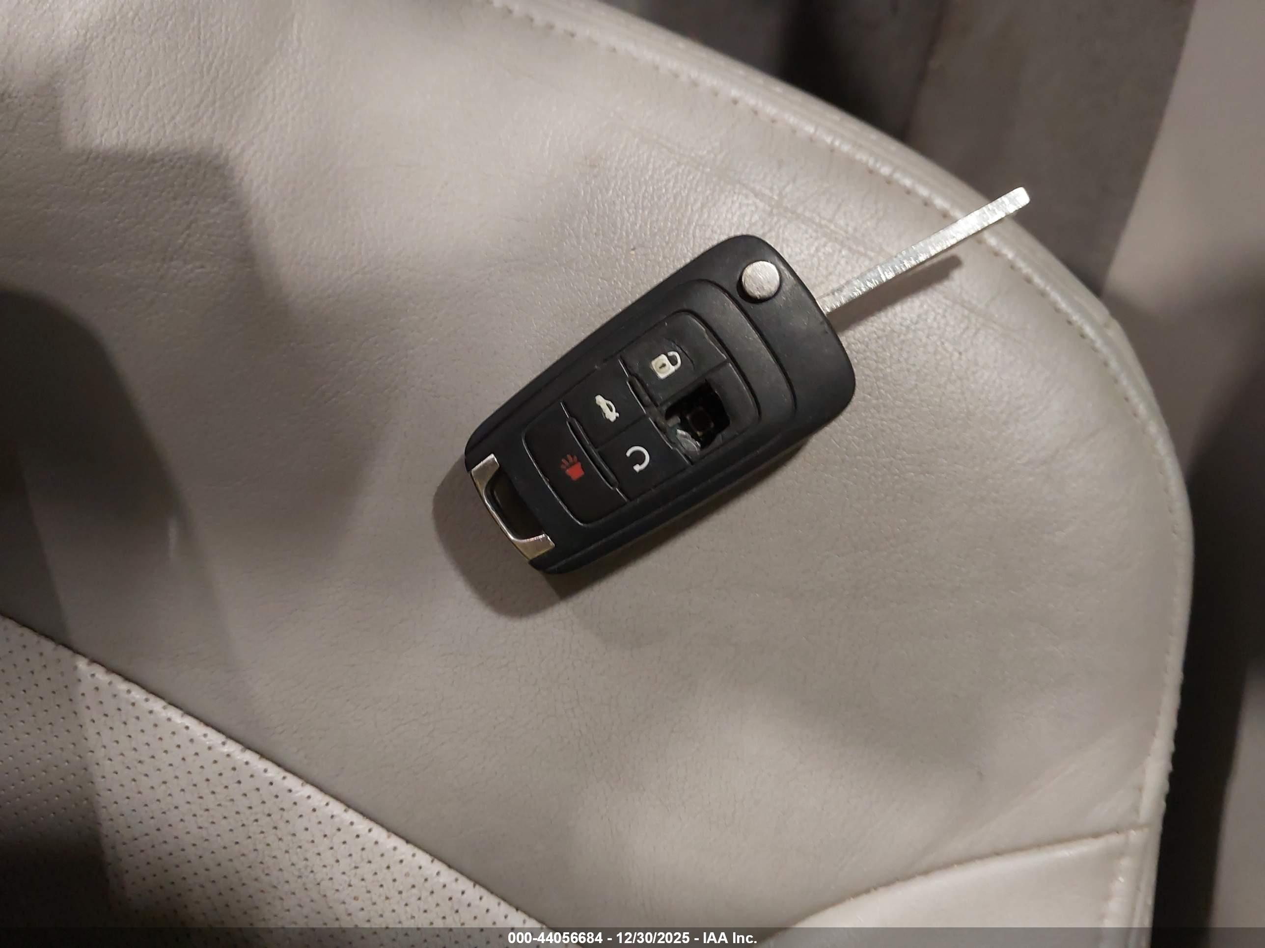 BUICK LACROSSE image 11