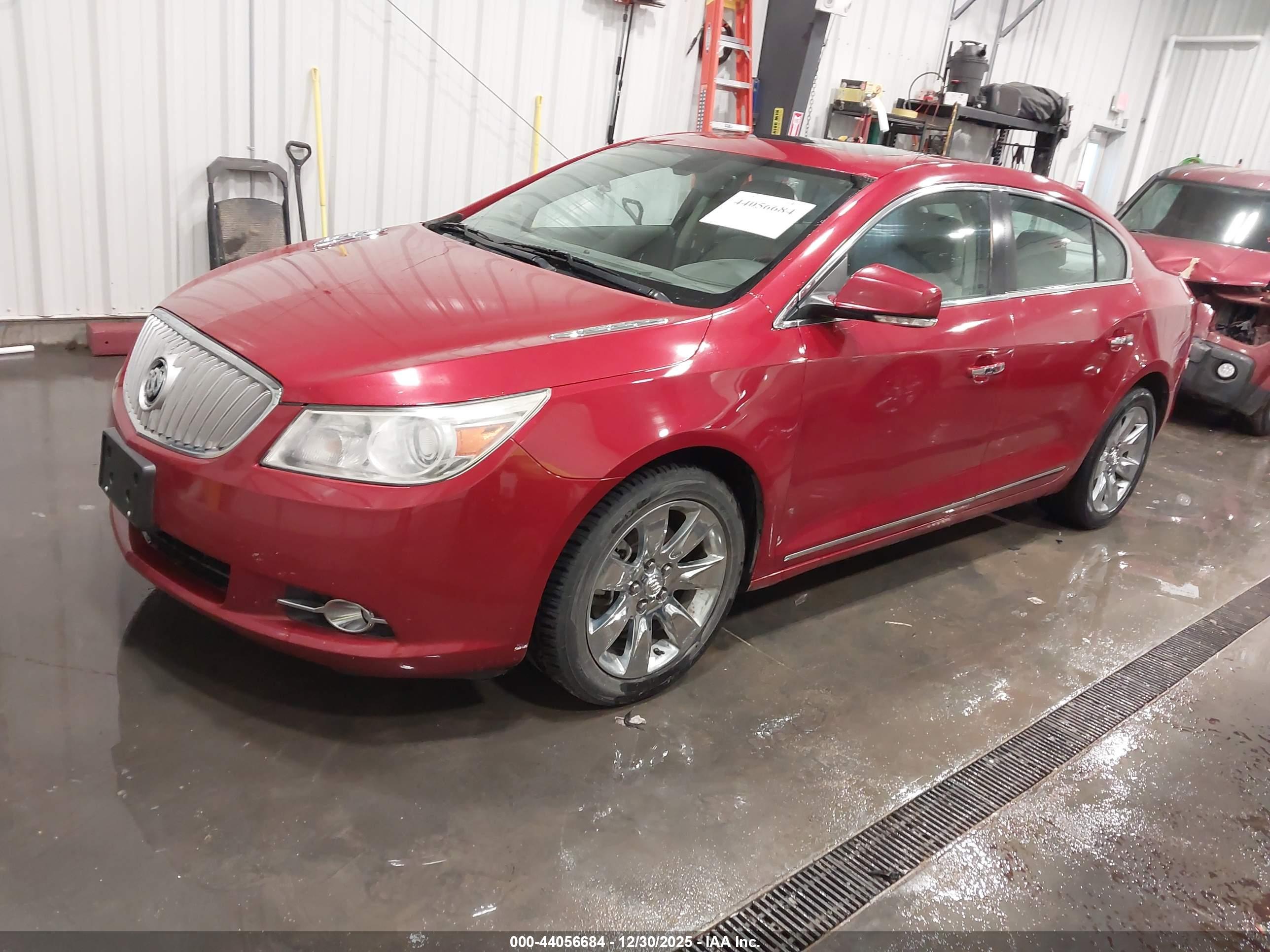 BUICK LACROSSE image 2