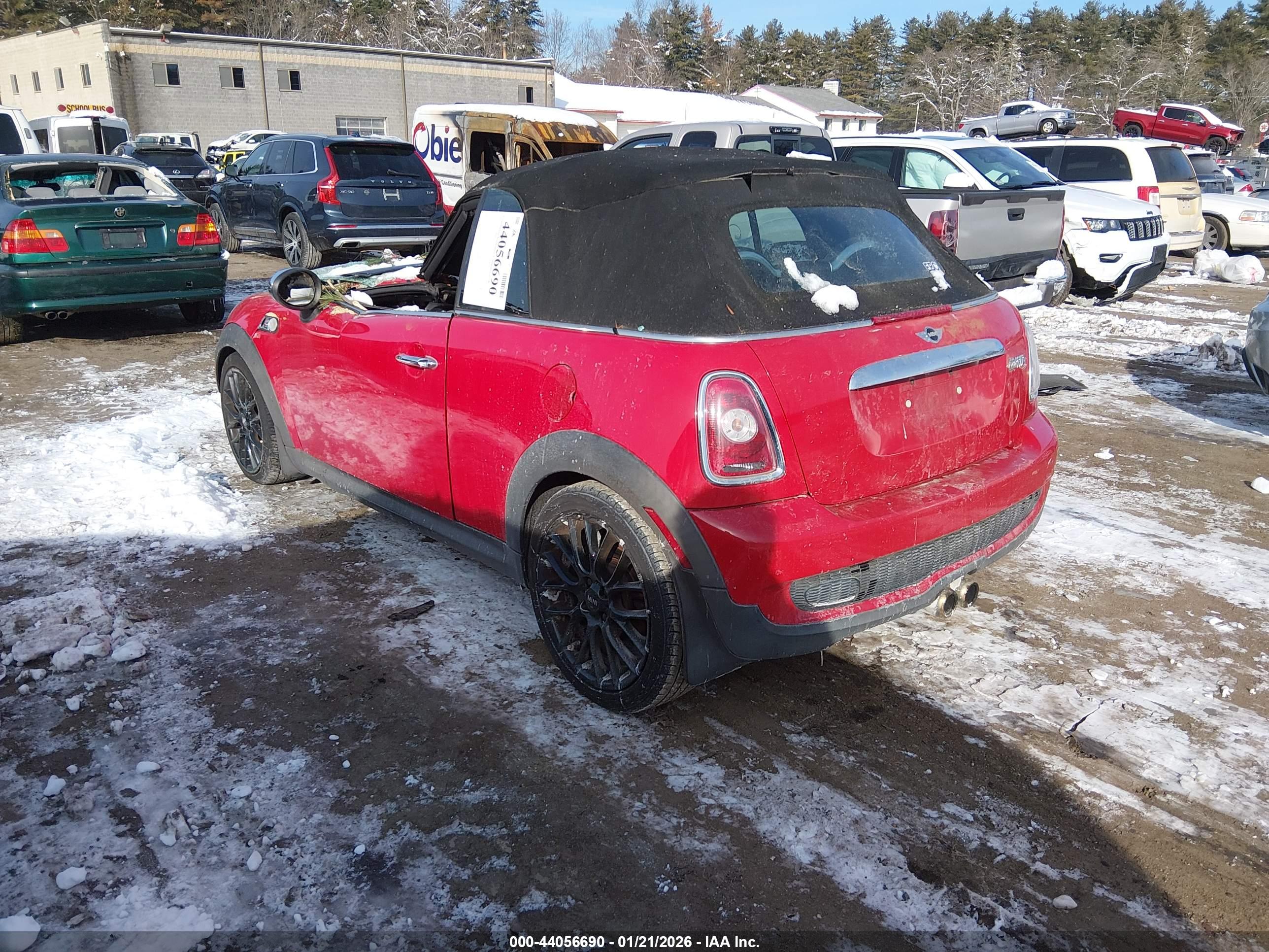 MINI COOPER image 3
