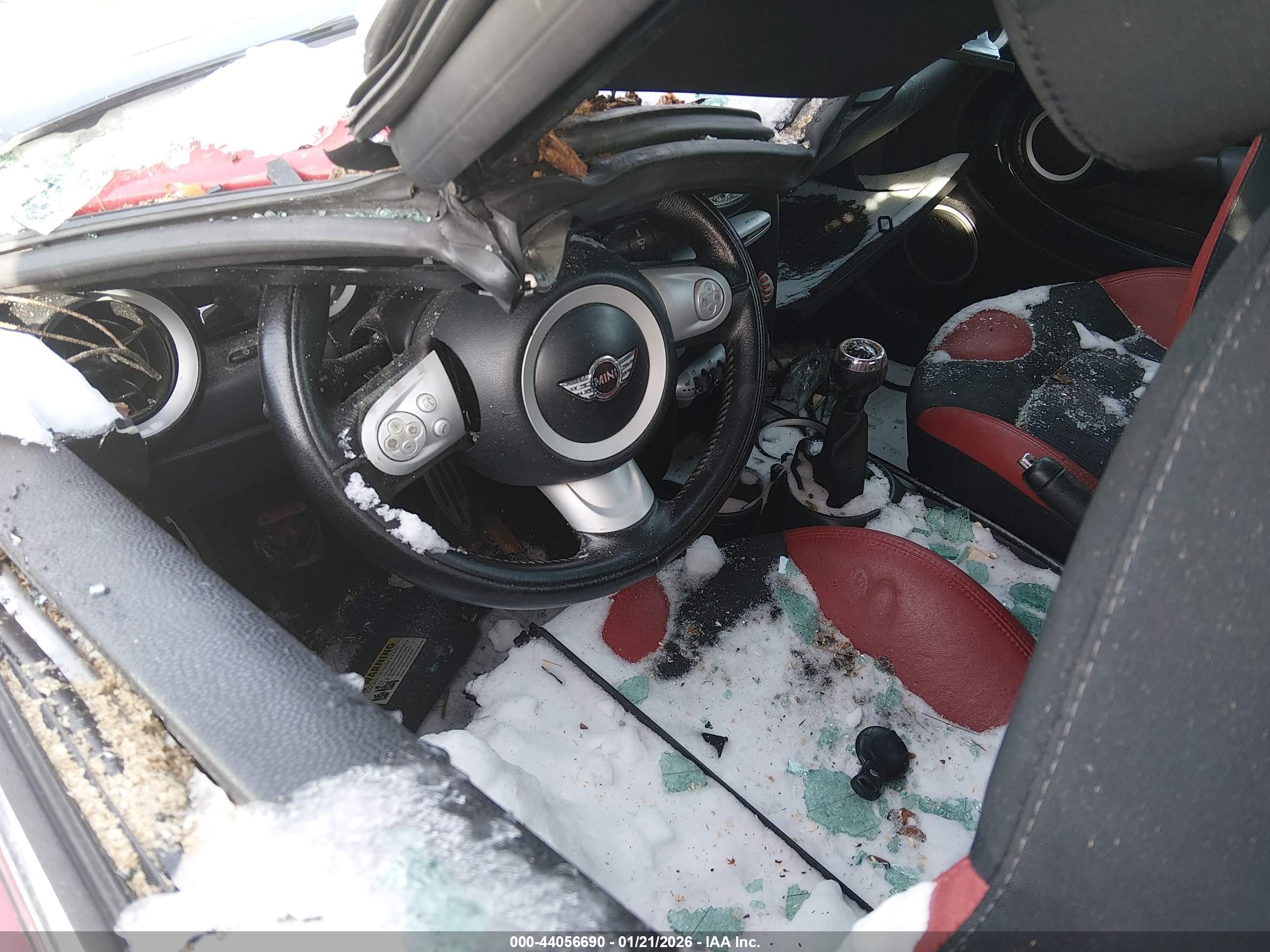 MINI COOPER image 8