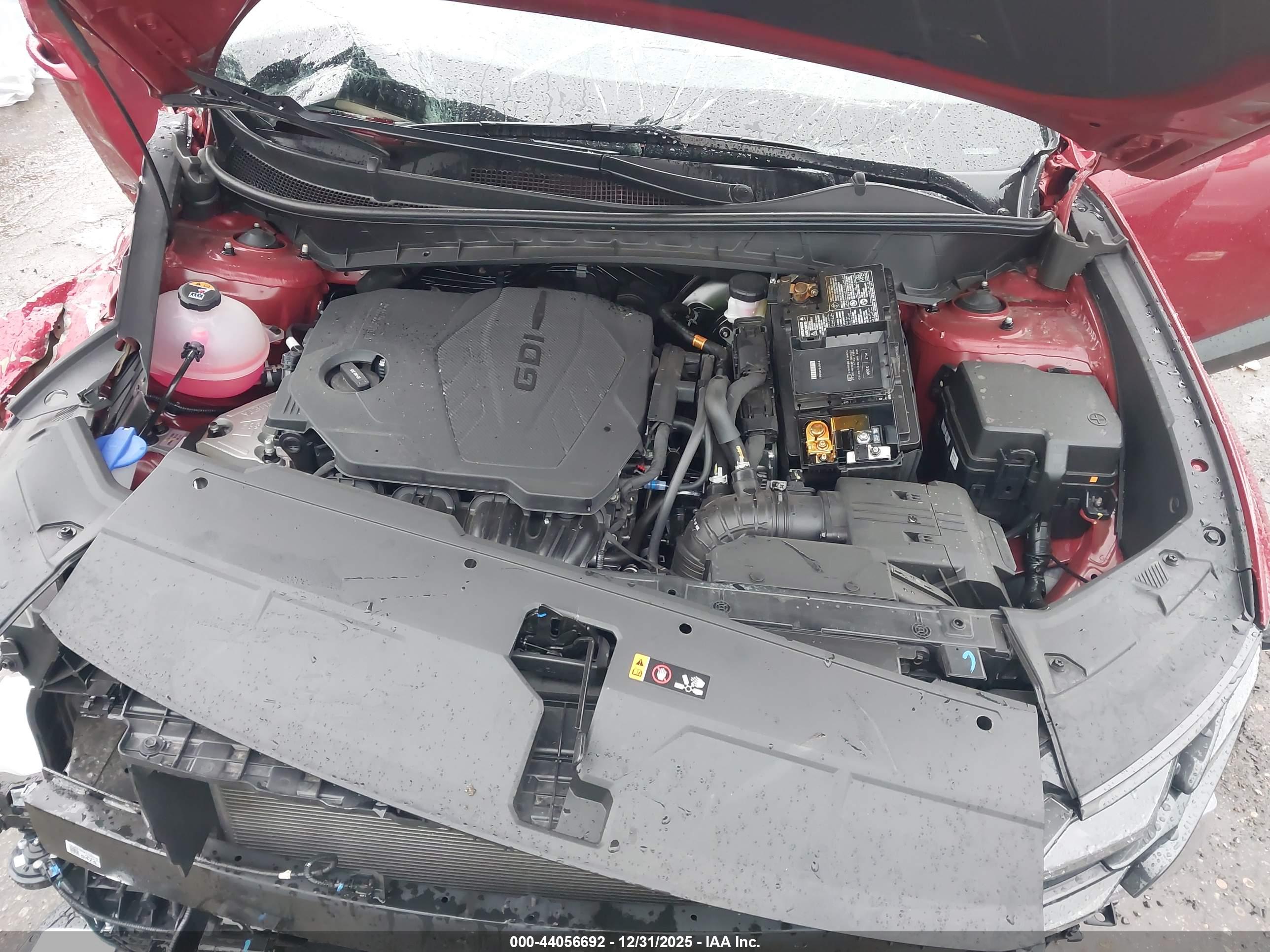 HYUNDAI TUCSON image 10