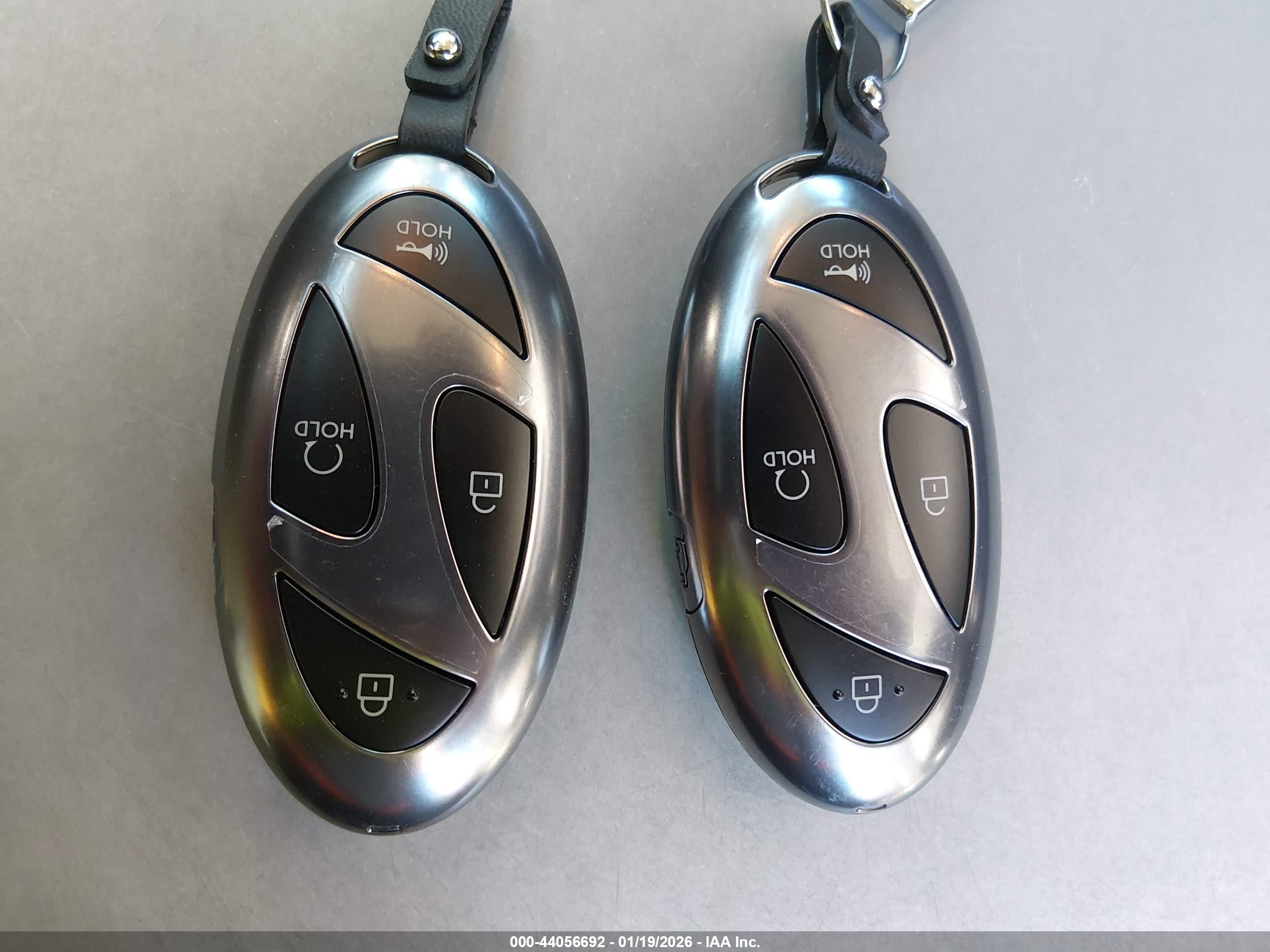 HYUNDAI TUCSON image 11