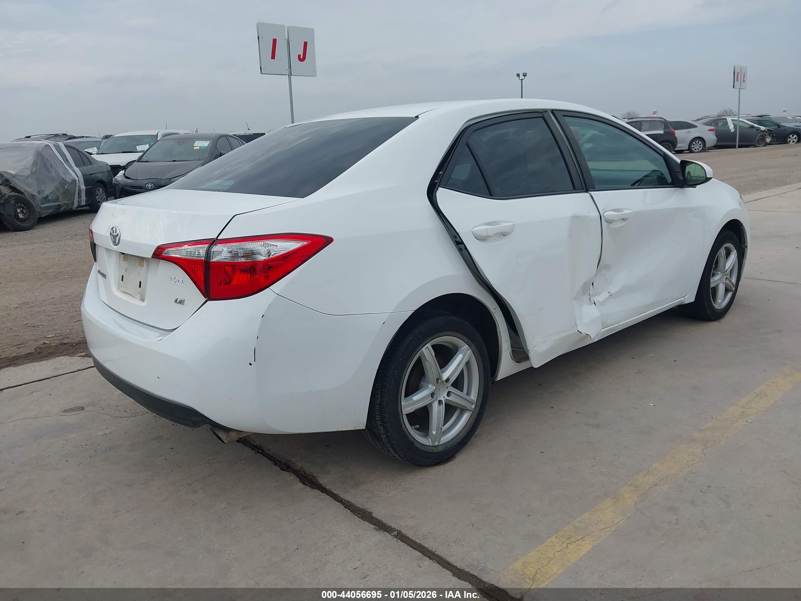 TOYOTA COROLLA image 4