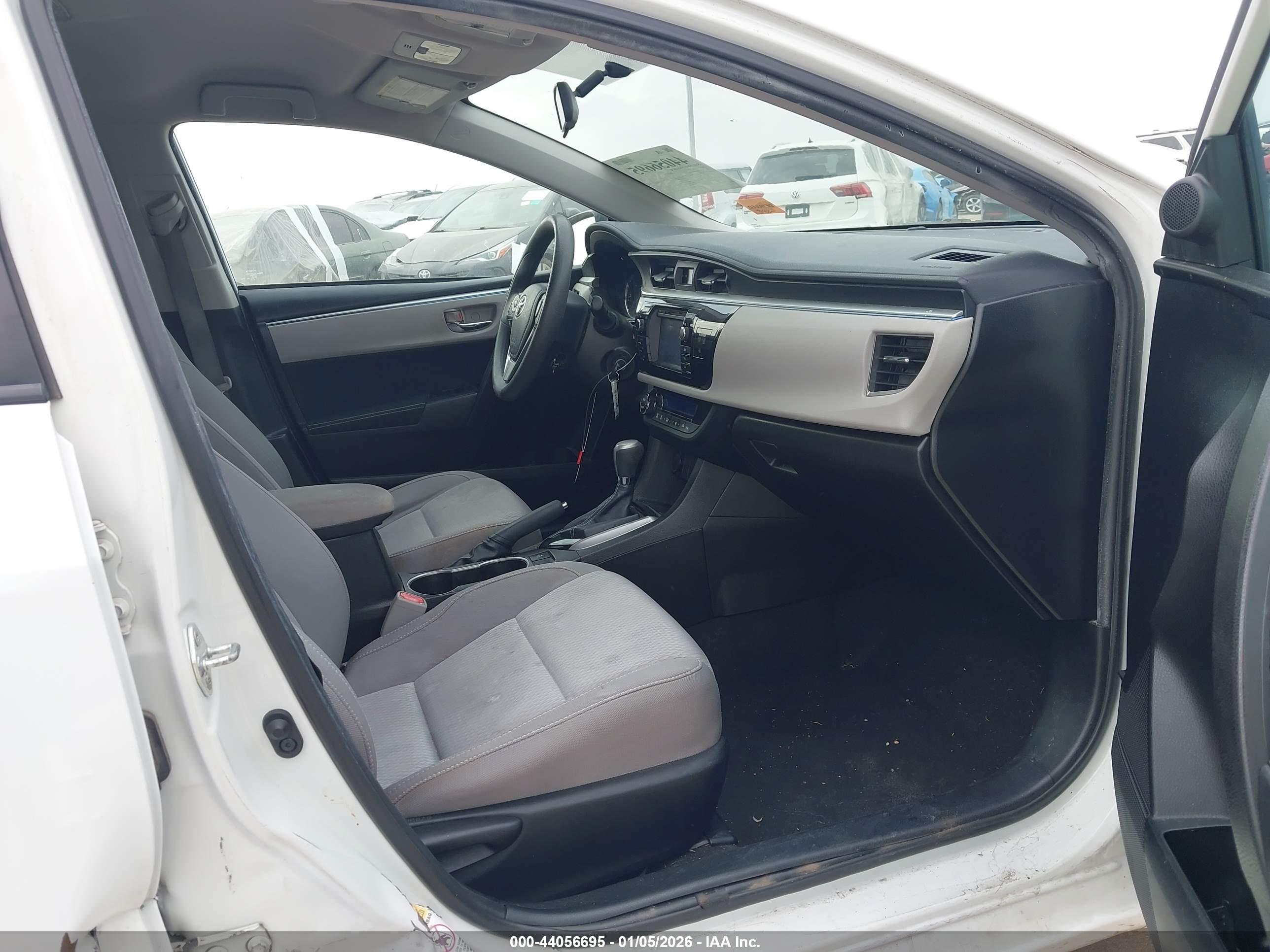TOYOTA COROLLA image 5