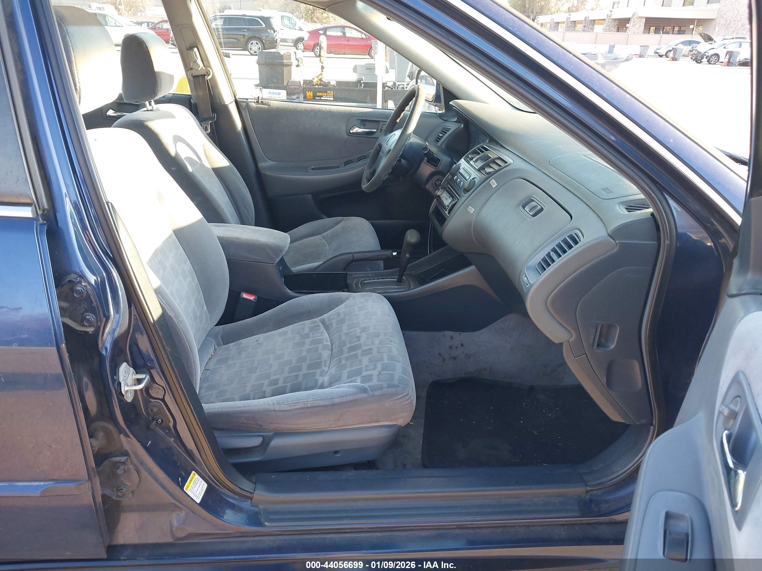 HONDA ACCORD image 5