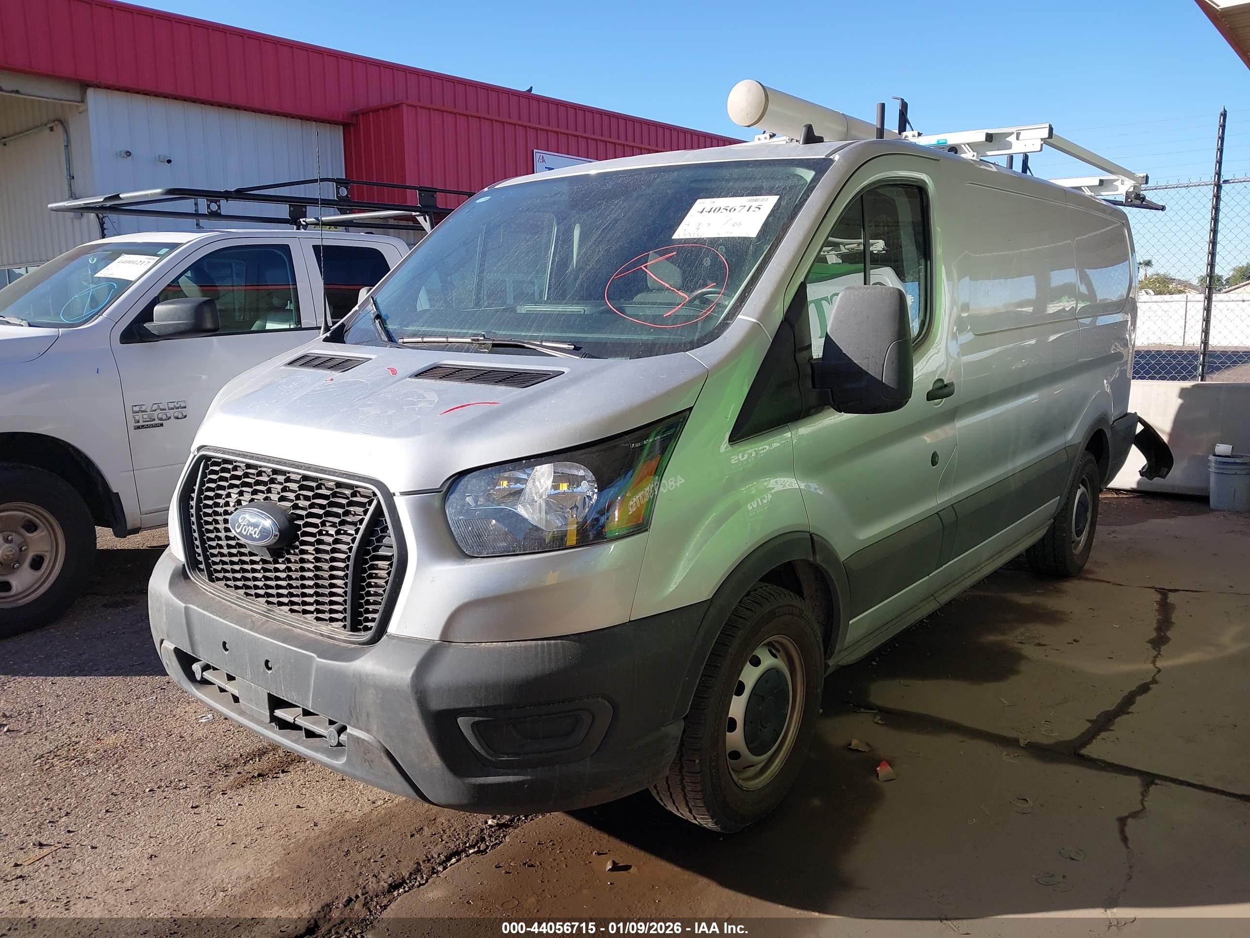 FORD TRANSIT-150 image 2