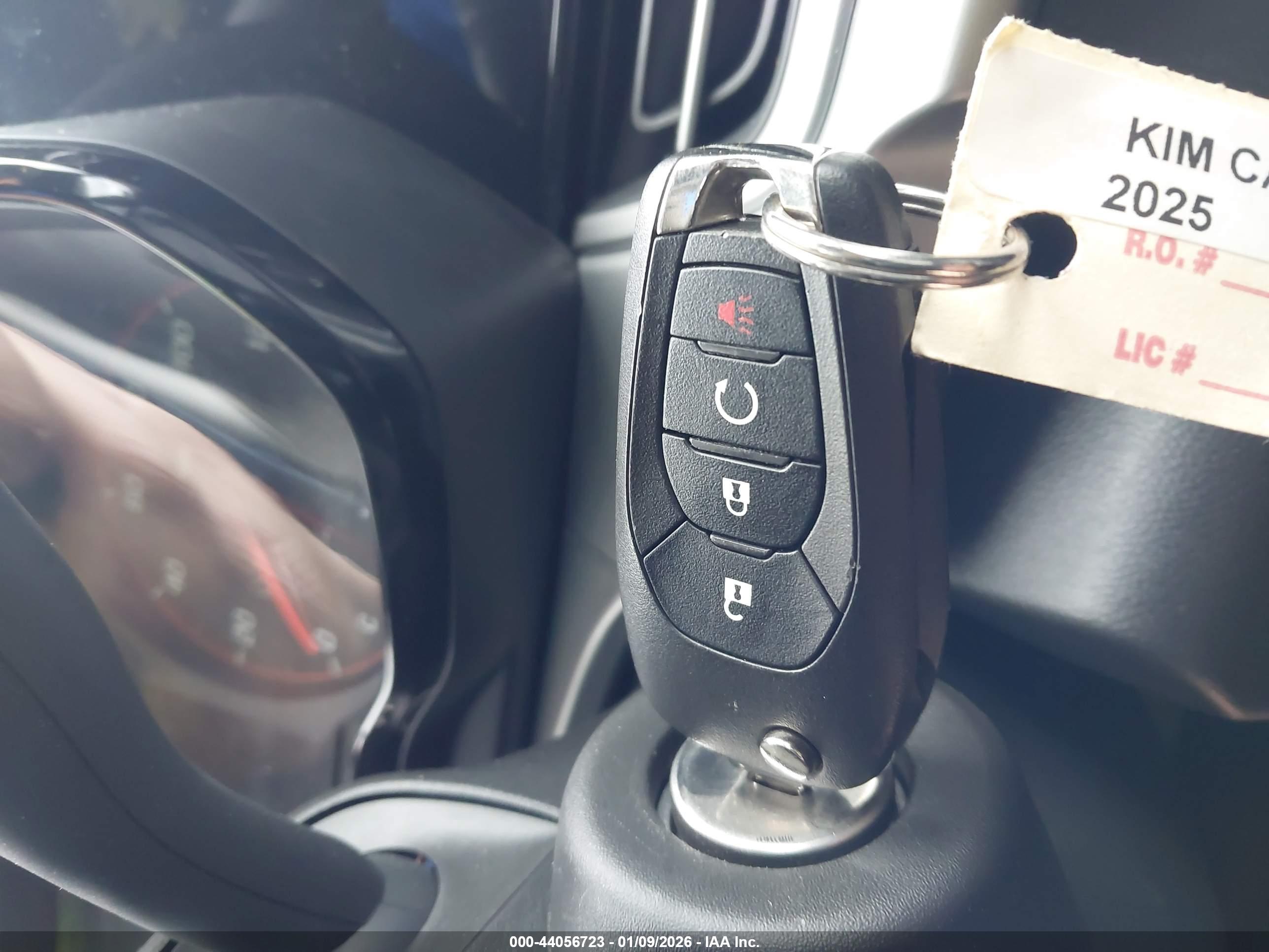 CHEVROLET TRAX image 11