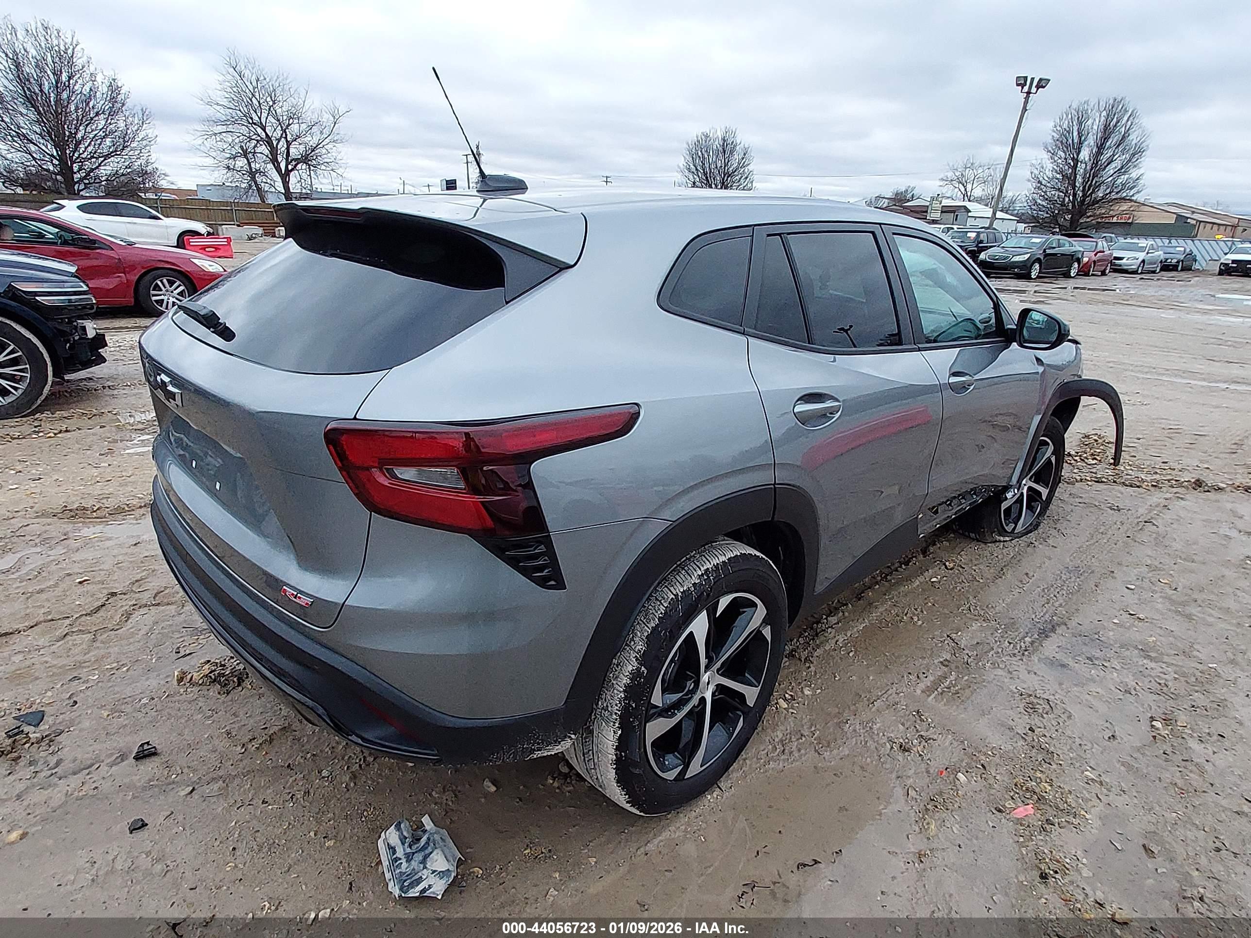 CHEVROLET TRAX image 4